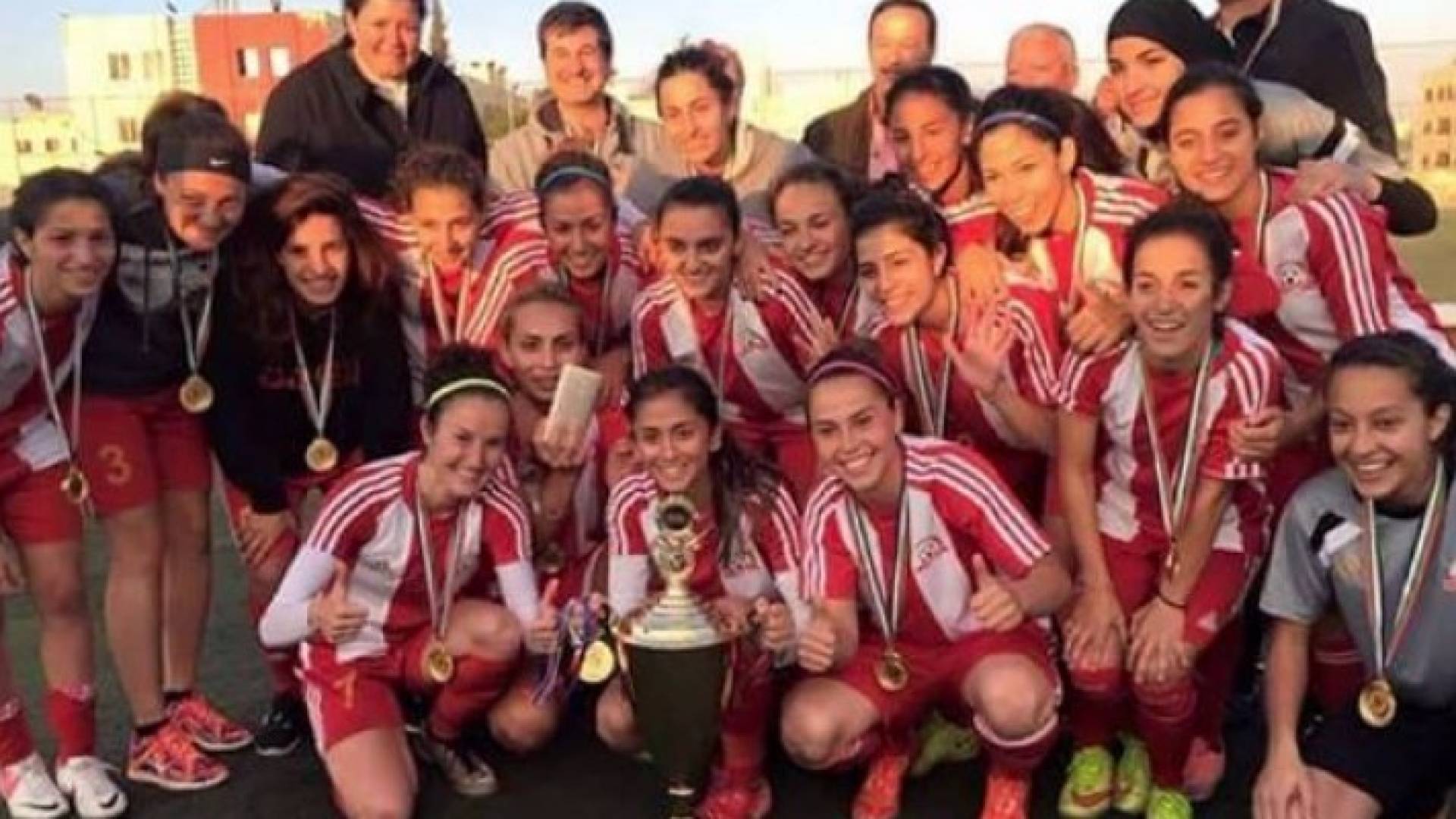 شباب الاردن يتوج بلقب الدوري النسوي لكرة القدم