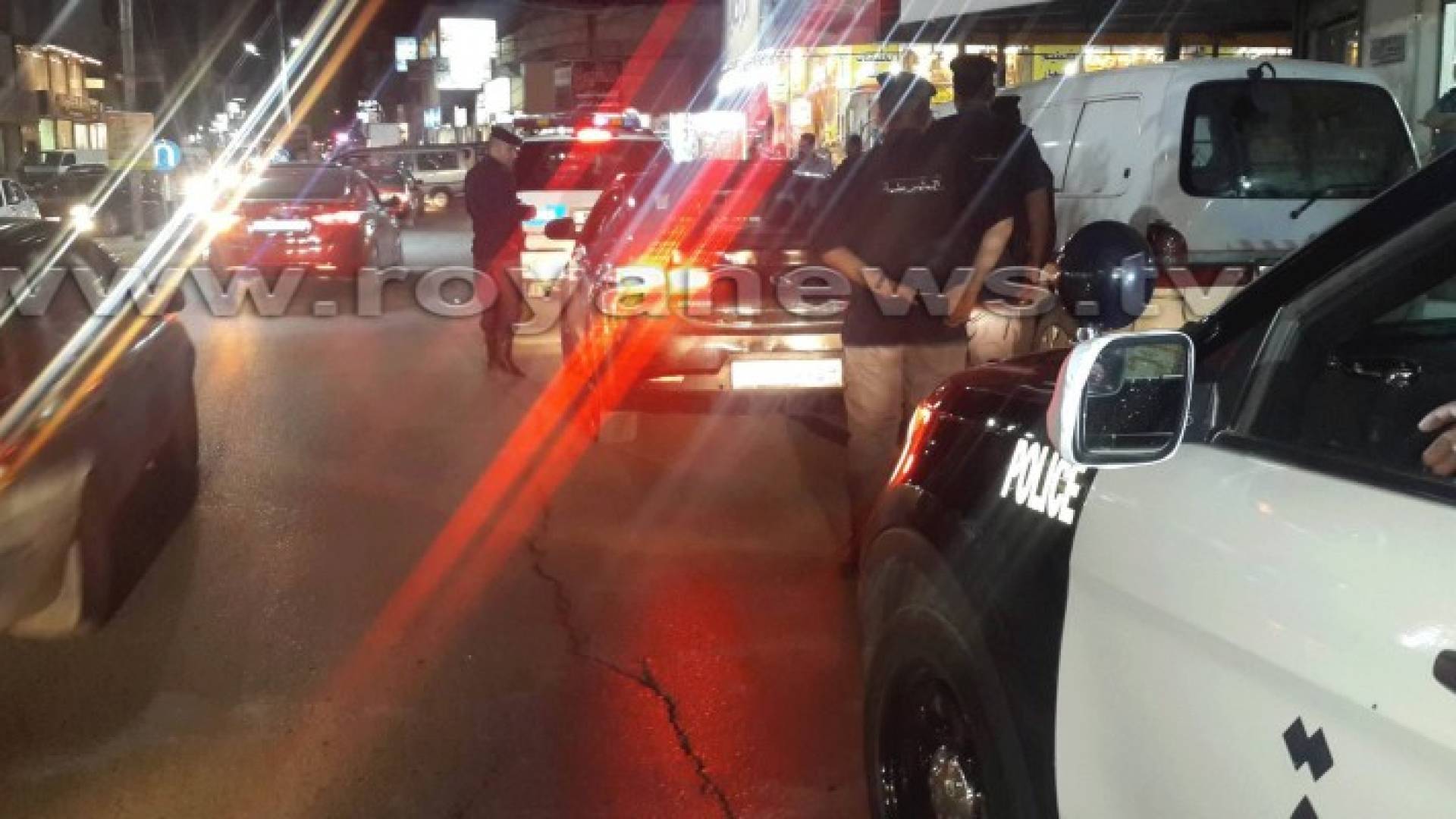 شرطة اربد تلقي القبض على سارقي مركبة في وسط المدينة