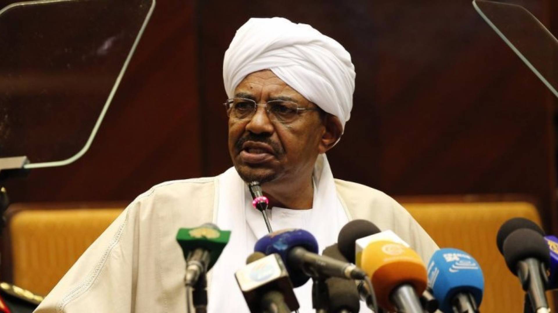 الرئيس السوداني عمر البشير 