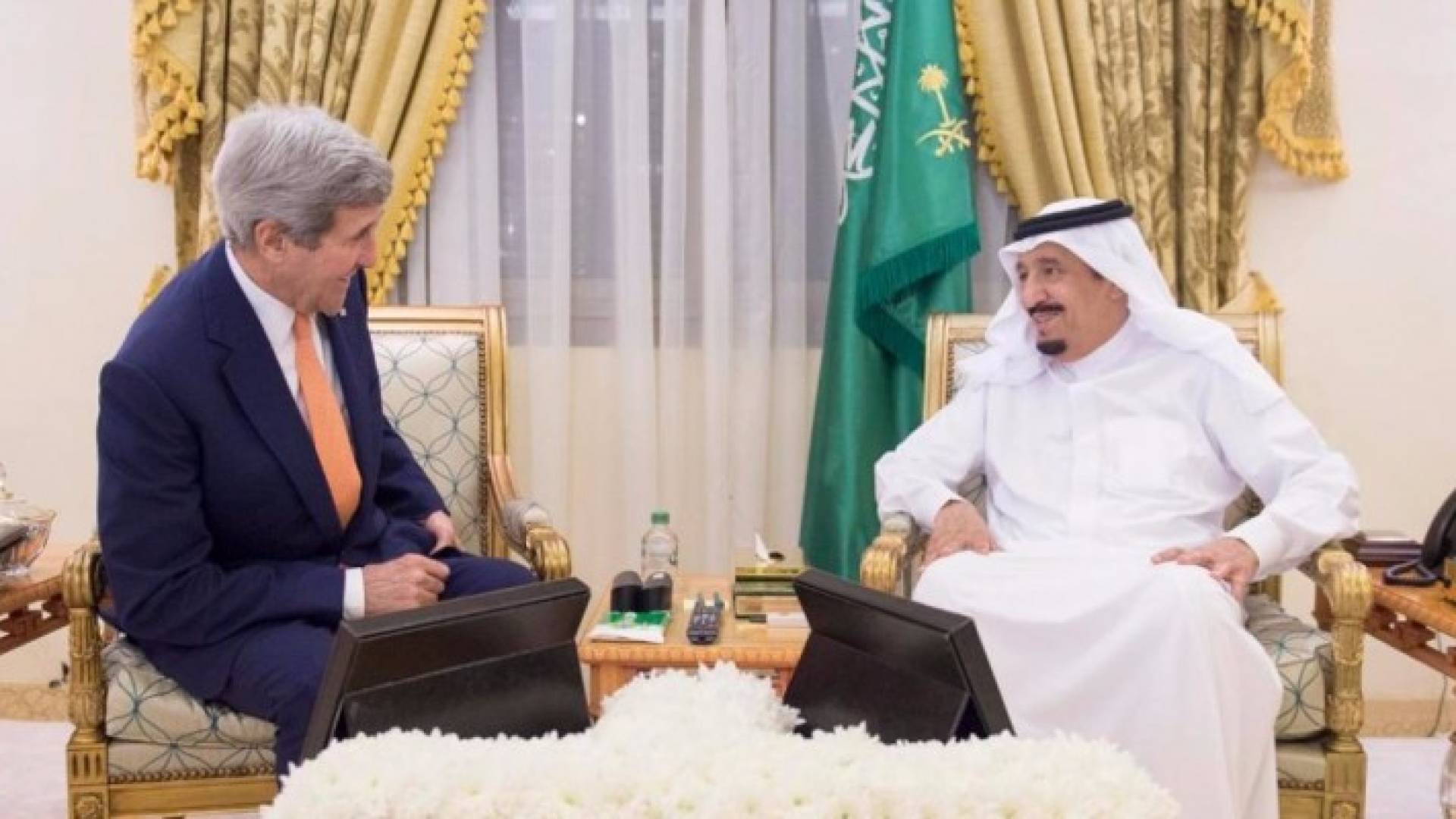 كيري يزور الإمارات والسعودية خلال أيام