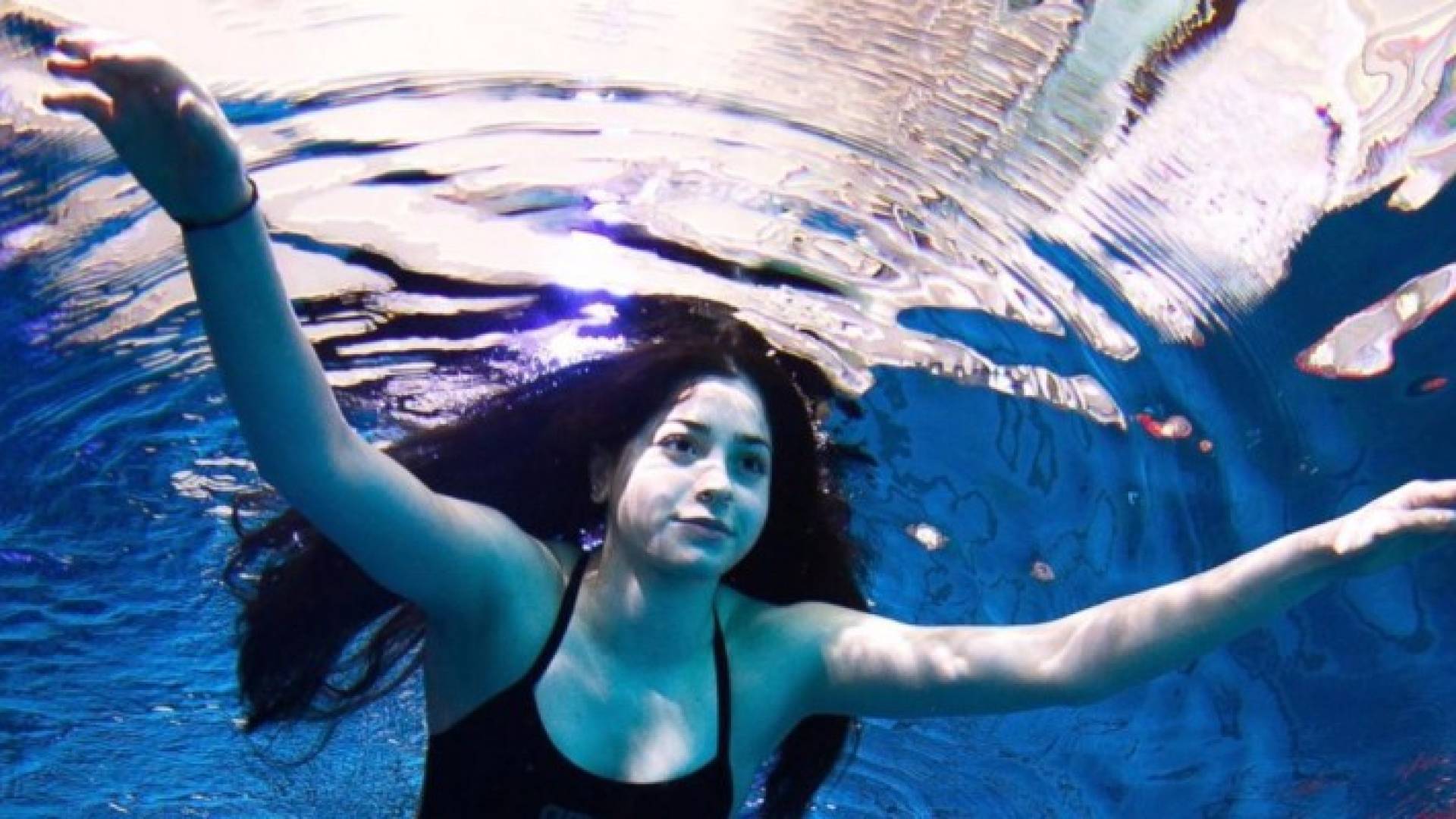 سباحان من سوريا على رأس فريق اللاجئين في أولمبياد "ريو"