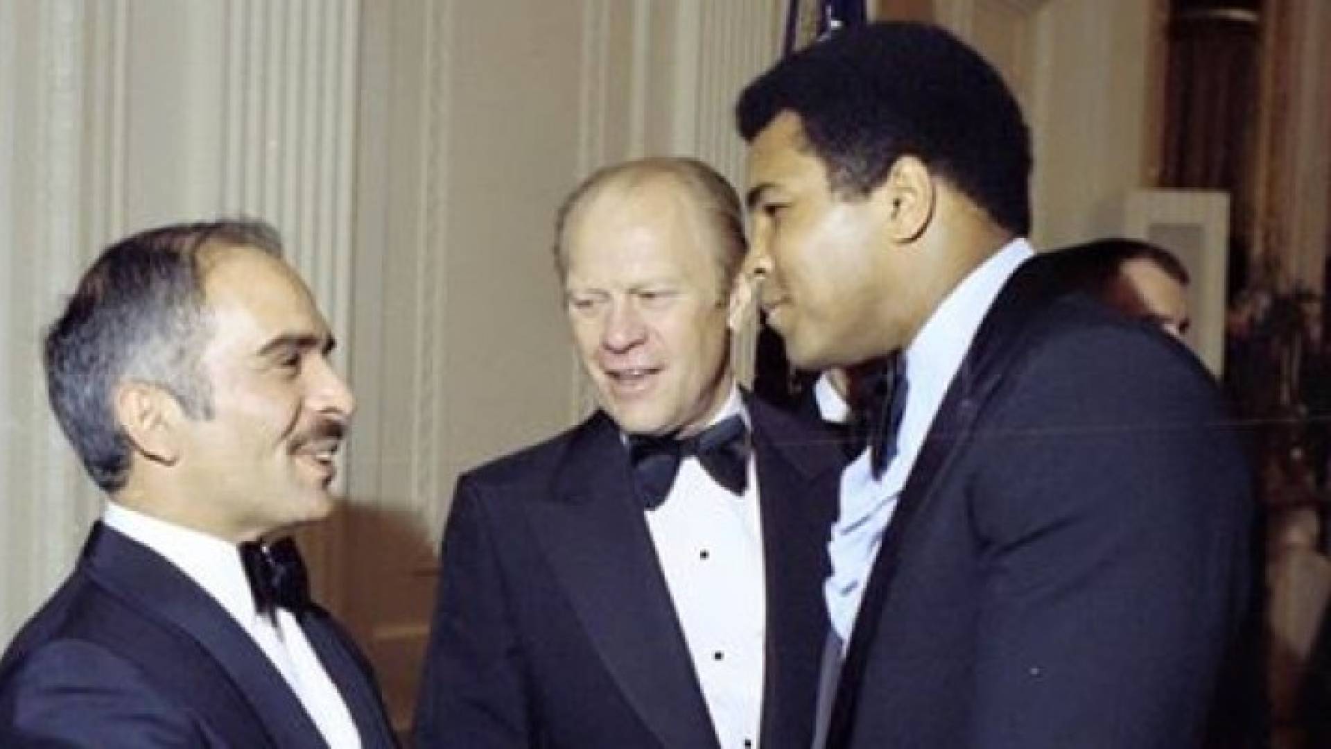 الملك ينعى محمد كلاي " ناضل في الحلبة ومن أجل شعبه "