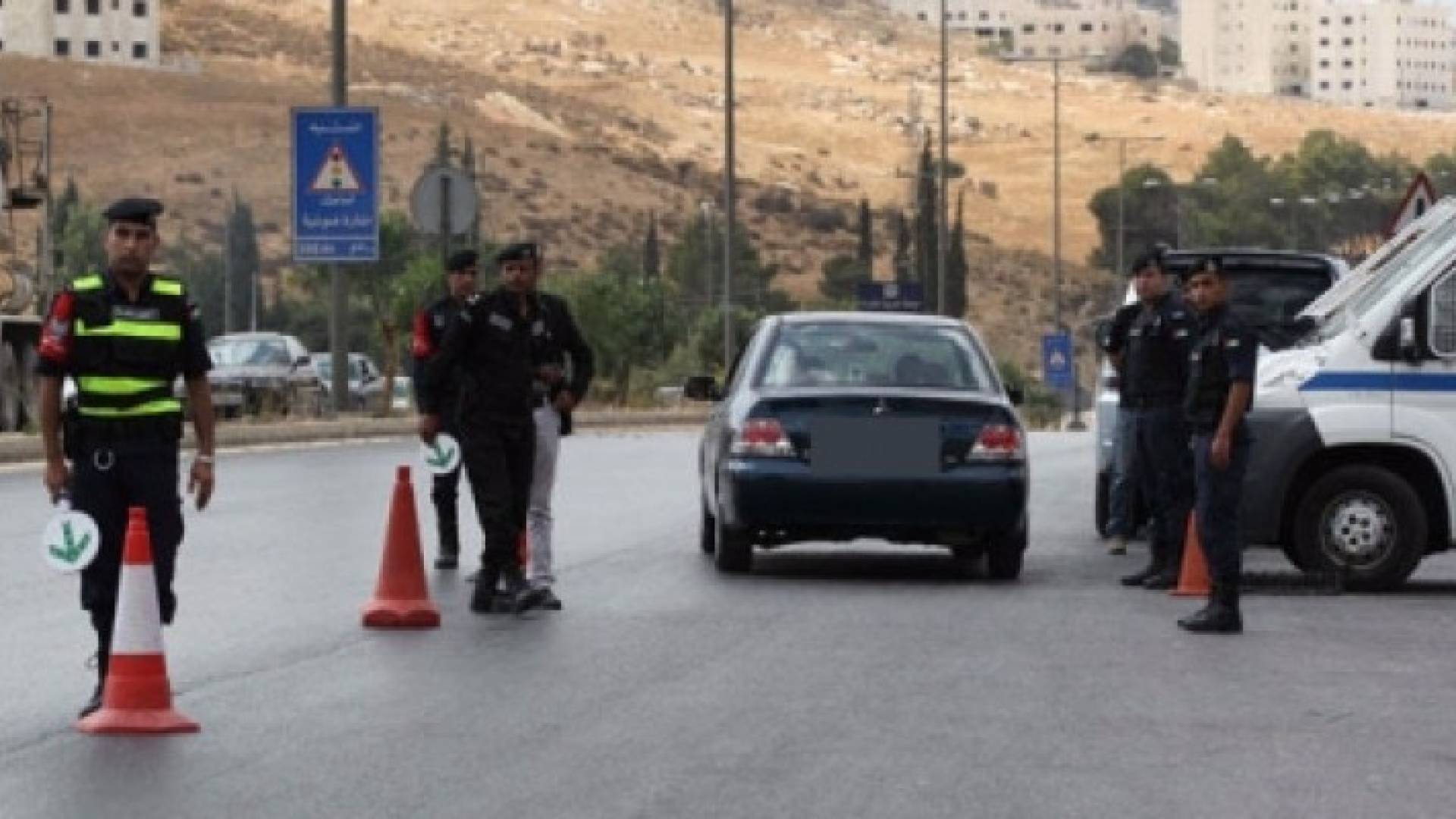 دوريات أمنية داخل الاحياء السكنية والاسواق في رمضان.. تفاصيل