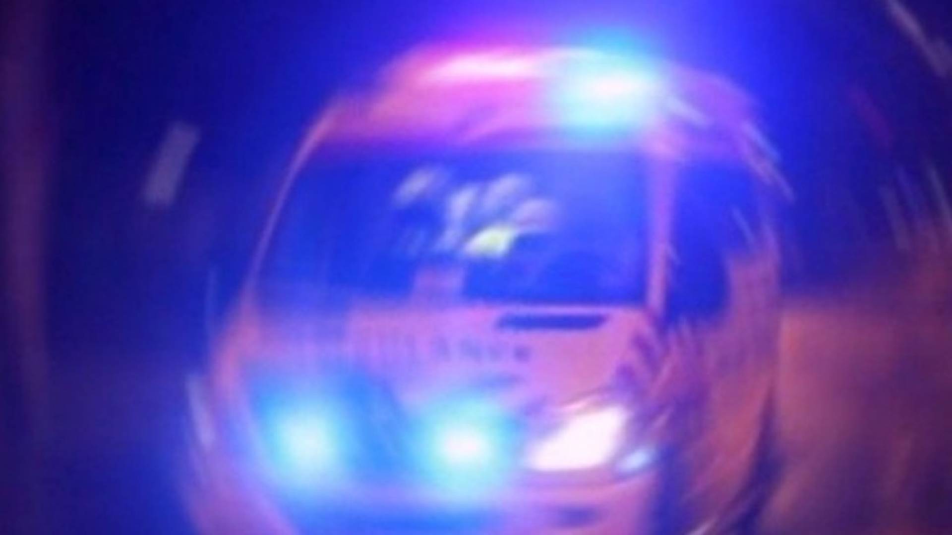 إخماد حريق ثلاث مركبات في محافظة العاصمة