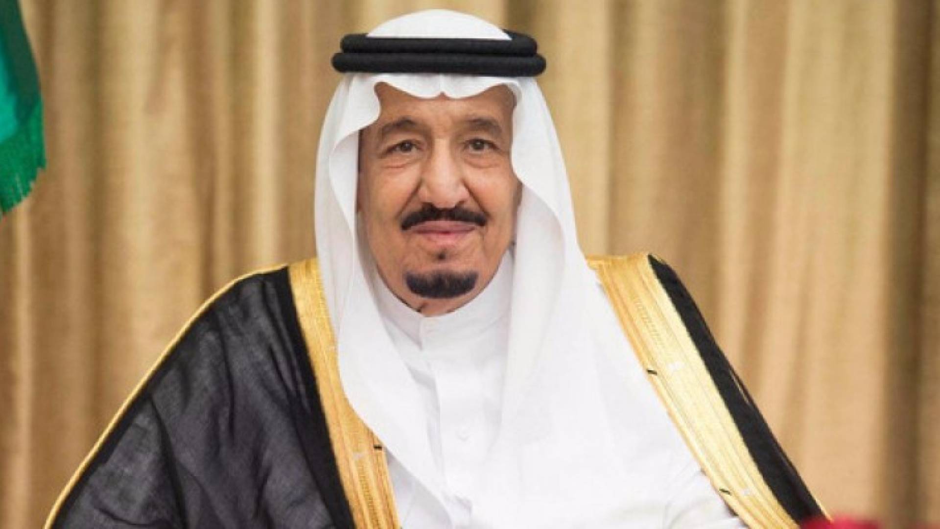 الملك سلمان: نتذكر في رمضان أن العالم كله يشتكي من داء الإرهاب