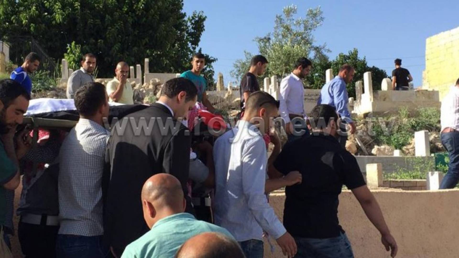 بالصور: تشييع جثمان الشهيد " محمود العواملة " في السلط