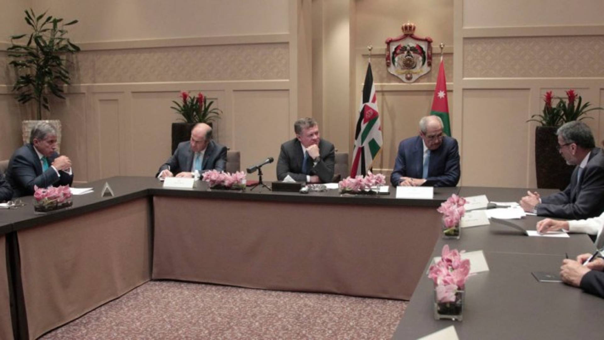 الملك يؤكد ضرورة استكمال إنجاز كافة الاستعدادات للانتخابات النيابية