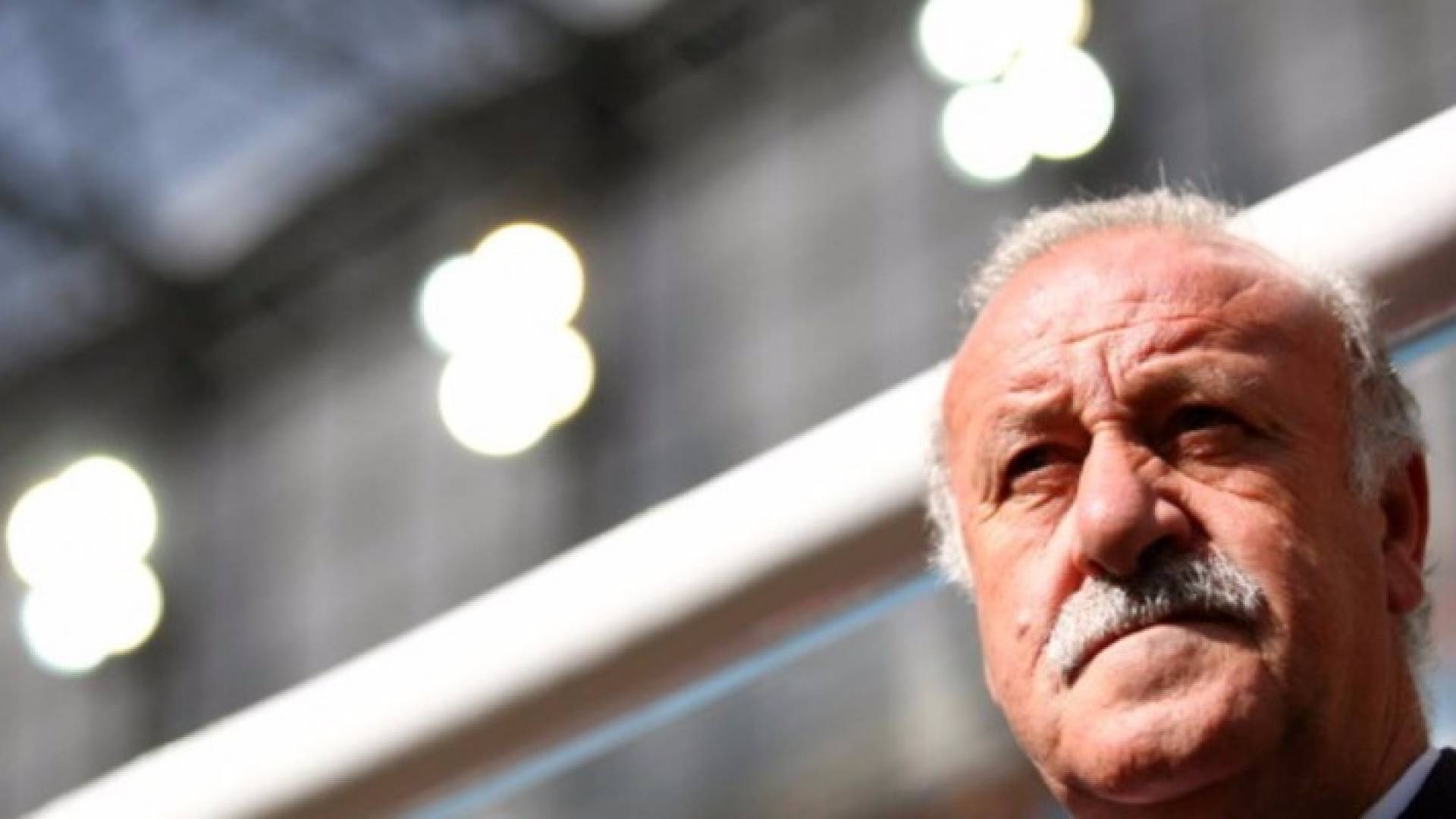 مدرب إسبانيا: سنتعلم من إخفاق كأس العالم