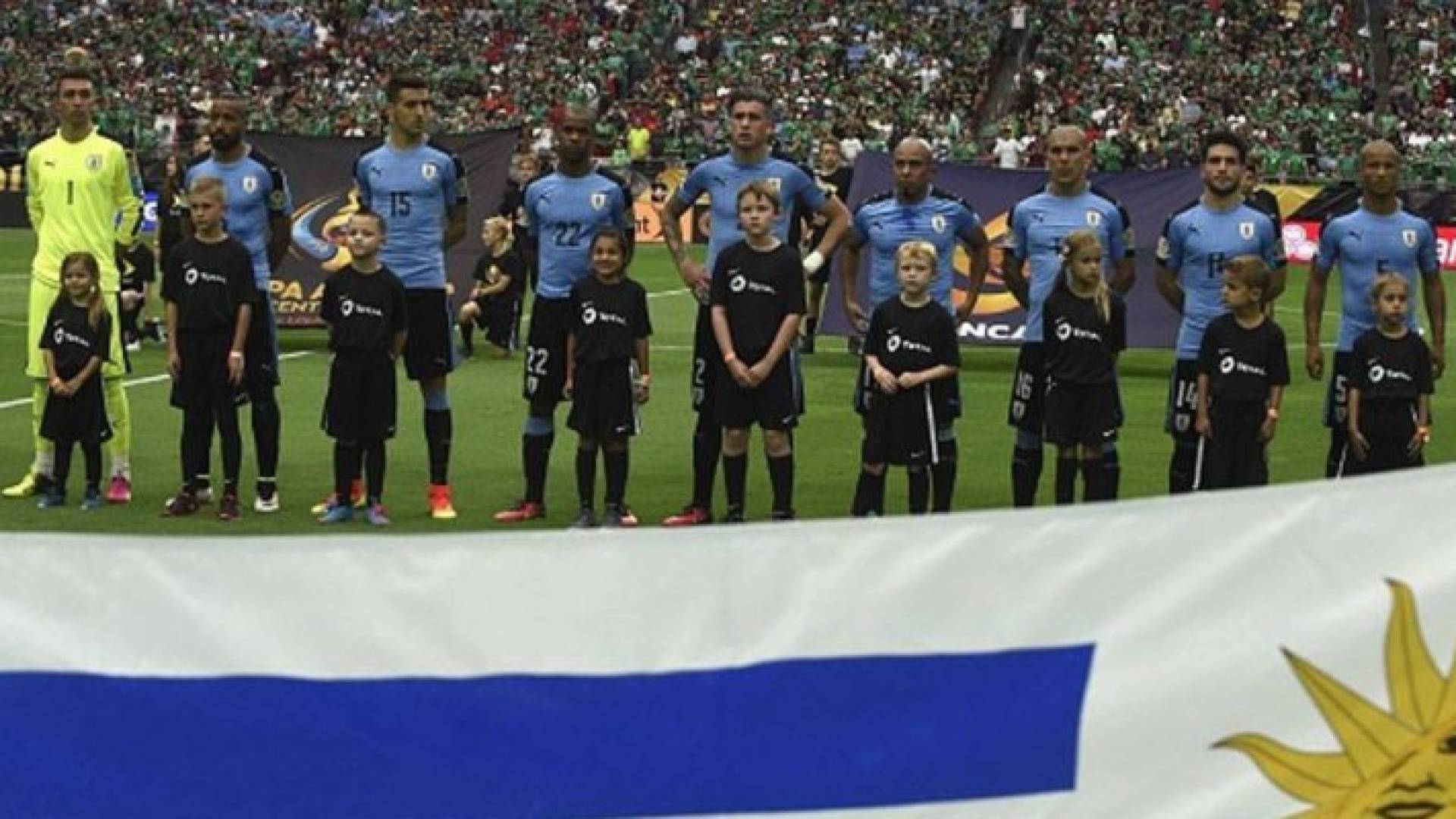 الأورغواي غاضبة بعد الخطأ في النشيد الوطني بكوبا امريكا