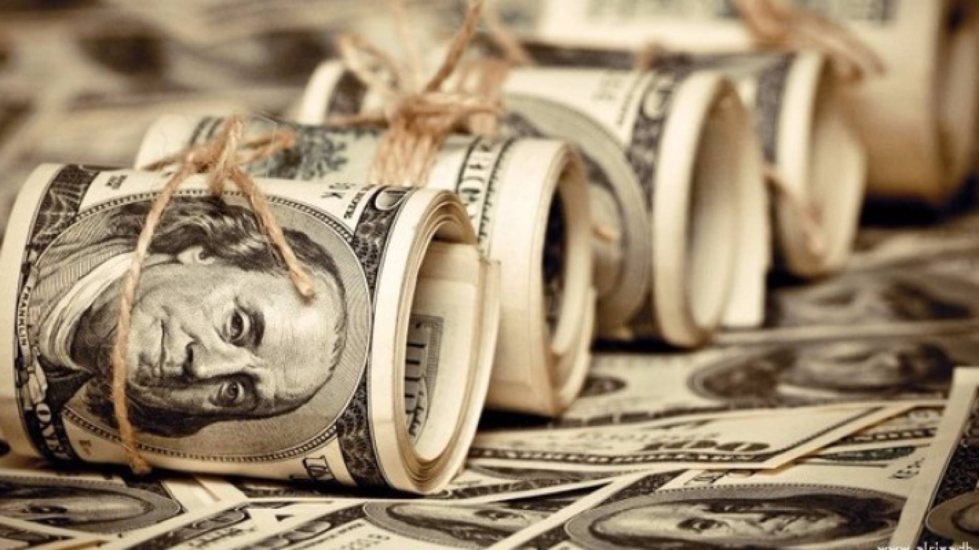 نحو نصف ثروات العالم بايدي اصحاب الملايين