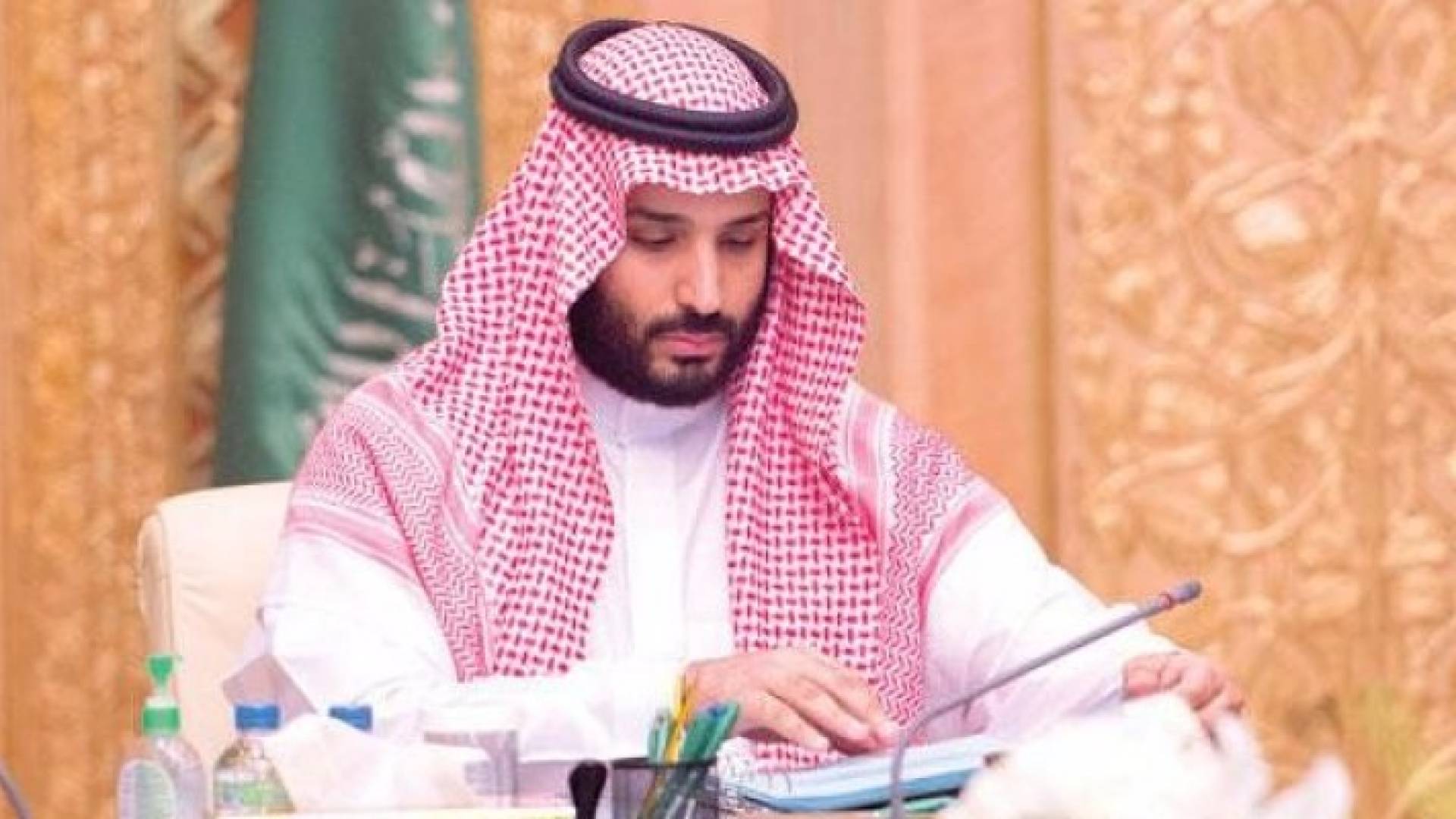 ولي ولي العهد السعودي يعزي جلالة الملك بشهداء دائرة المخابرات العامة