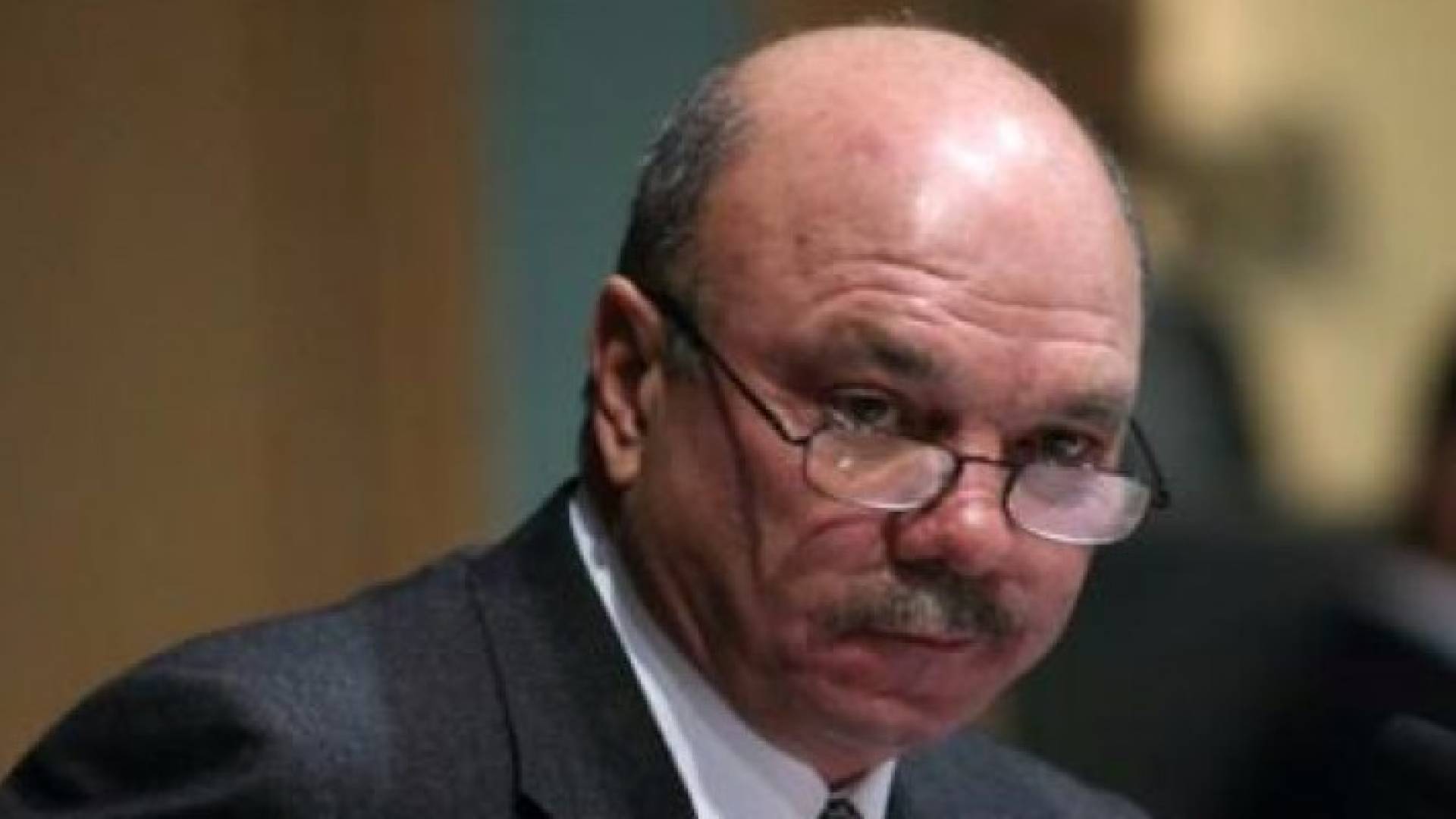 رئيس واعضاء "الاعيان " يقدمون واجب العزاء بشهداء