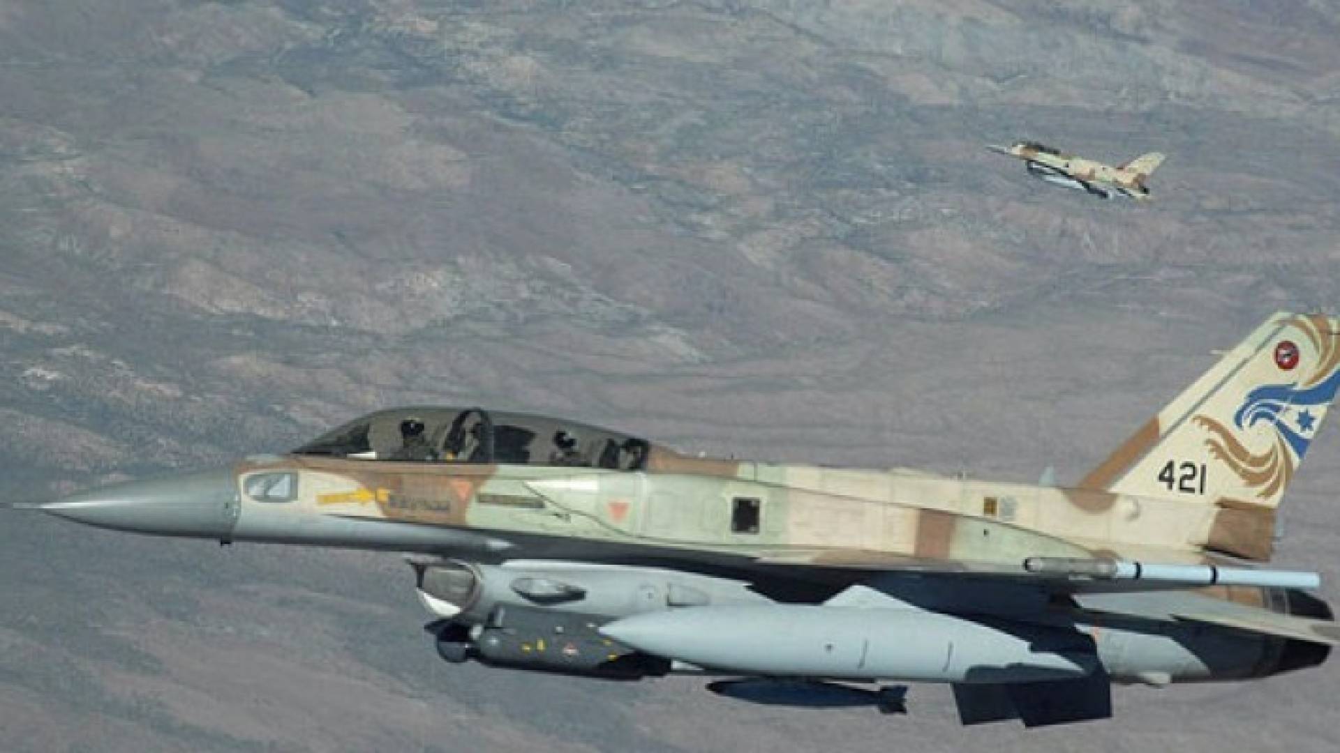 خرقان اسرائيليان بحرا وجوا للسيادة اللبنانية