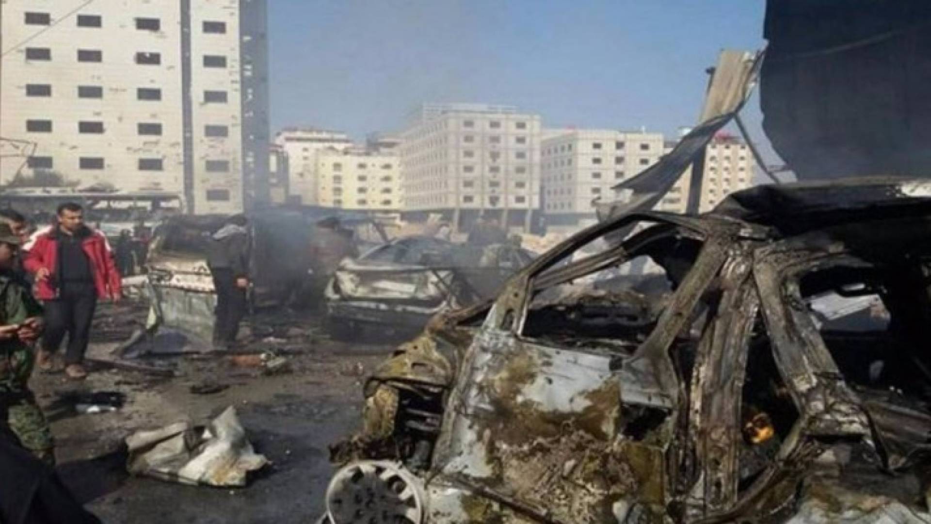 عشرات القتلى والجرحى بانفجار هز منطقة السيدة زينب بدمشق