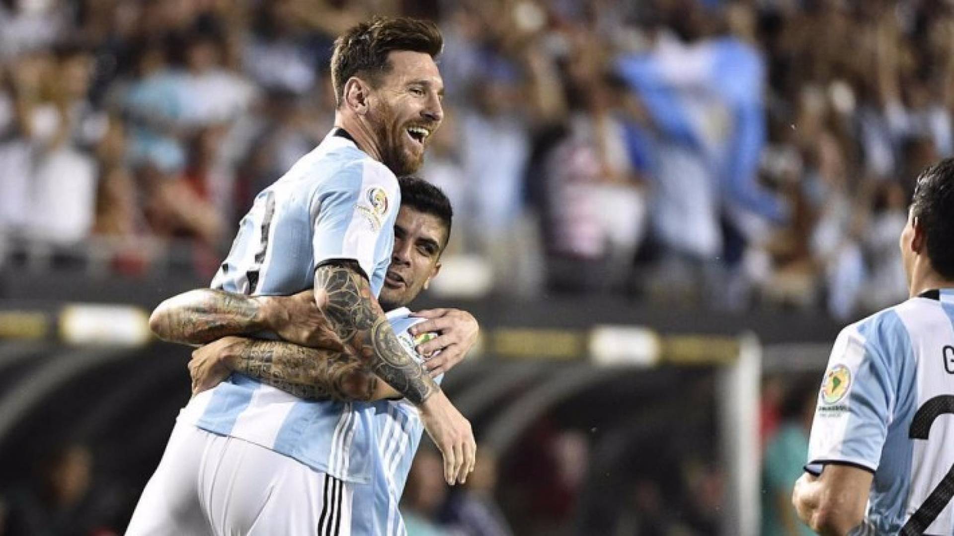 ميسي يعبر بالتانغو إلى الدور الثاني من كوبا أميركا