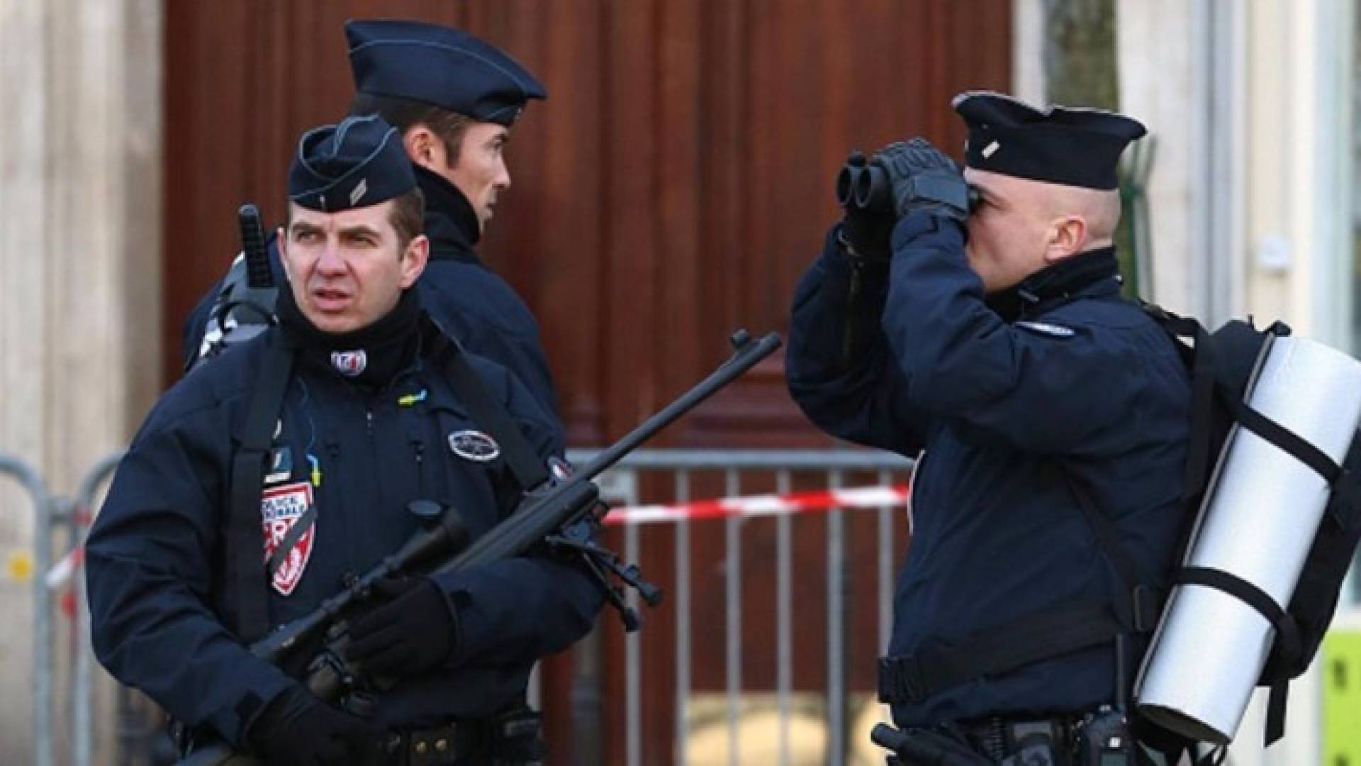 أفراد من الشرطة الفرنسية