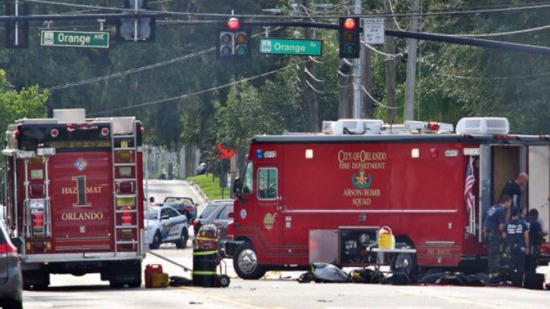 قاتل الشرطي الفرنسي بث هجومه مباشرة على "فيسبوك"