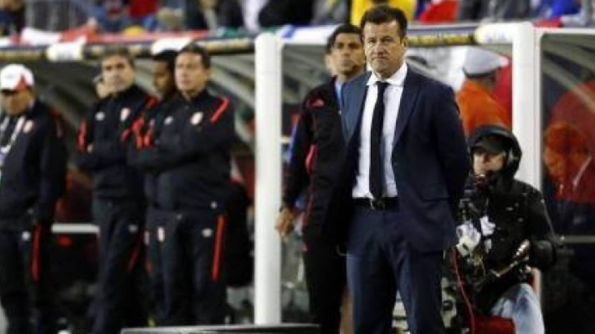 إقالة دونجا من تدريب المنتخب البرازيلي