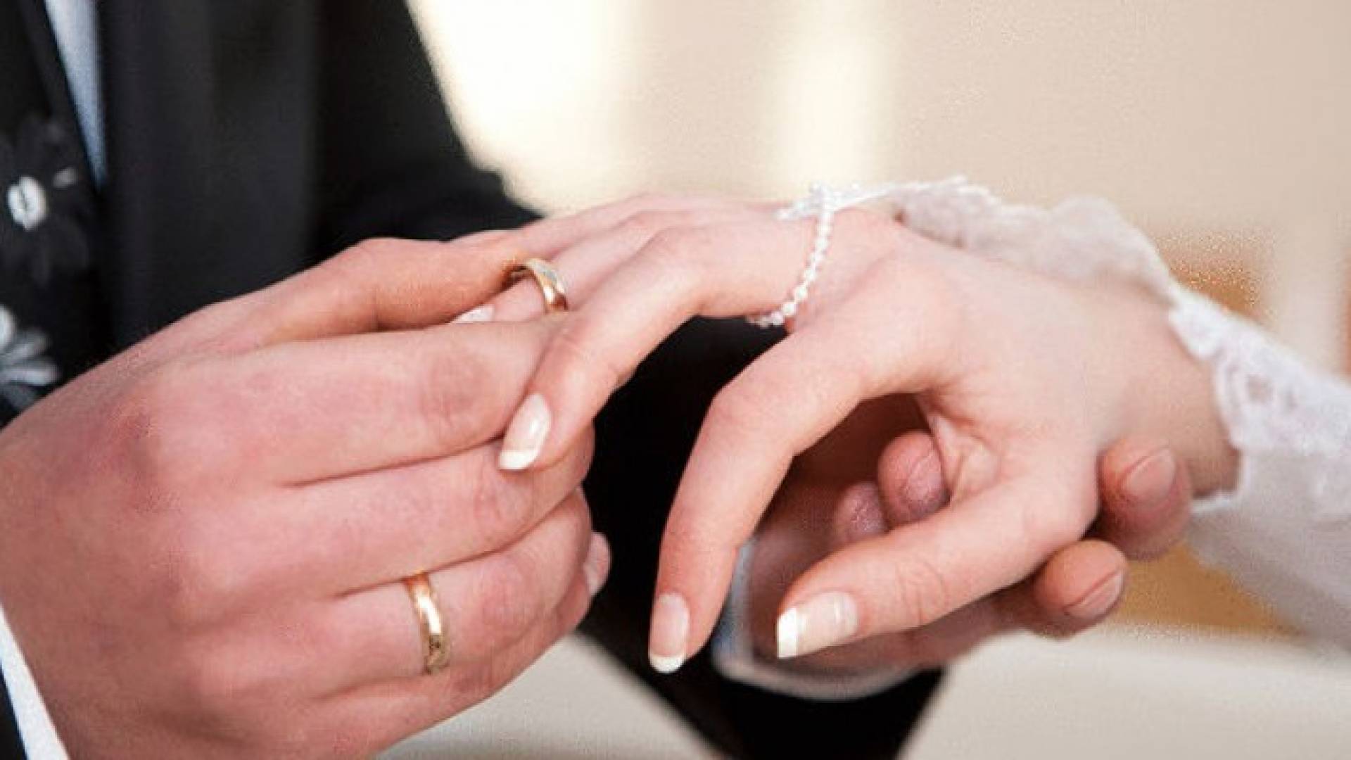 1095 قاصر تتزوج للمرة الثانية