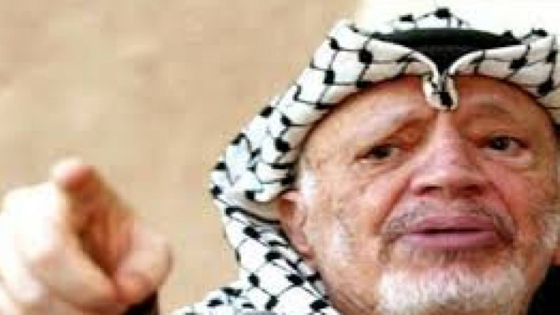 القضاء الفرنسي يصدر قراره الجمعة بشأن رد الدعوى للتحقيق في وفاة عرفات