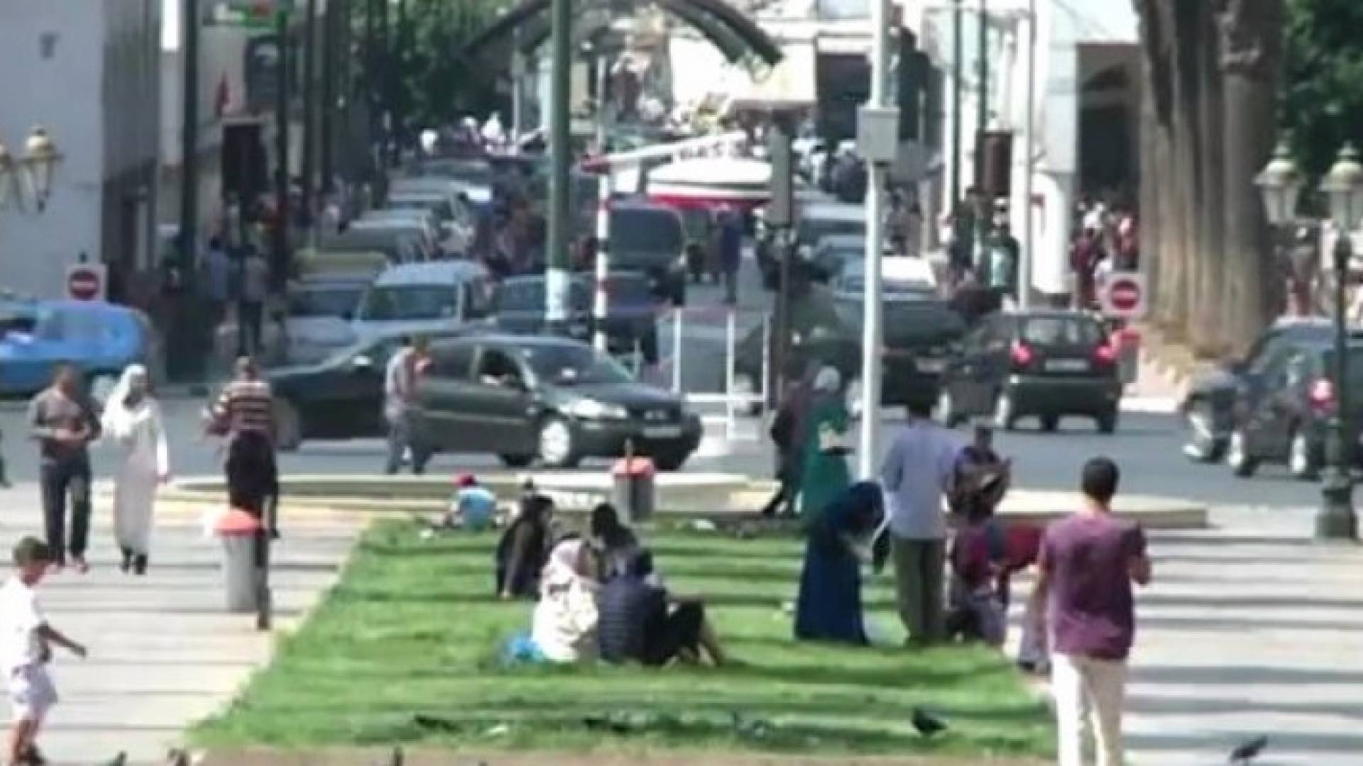 المغرب: شرب الخمر وتبادل القبل في رمضان يودي بشابين وفتاتين إلى الاعتقال