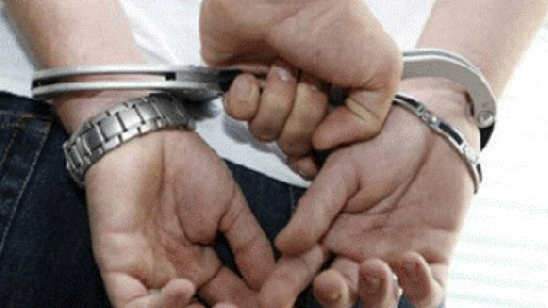 الاجهزة الامنية تلقي القبض على مطلوب بجرش