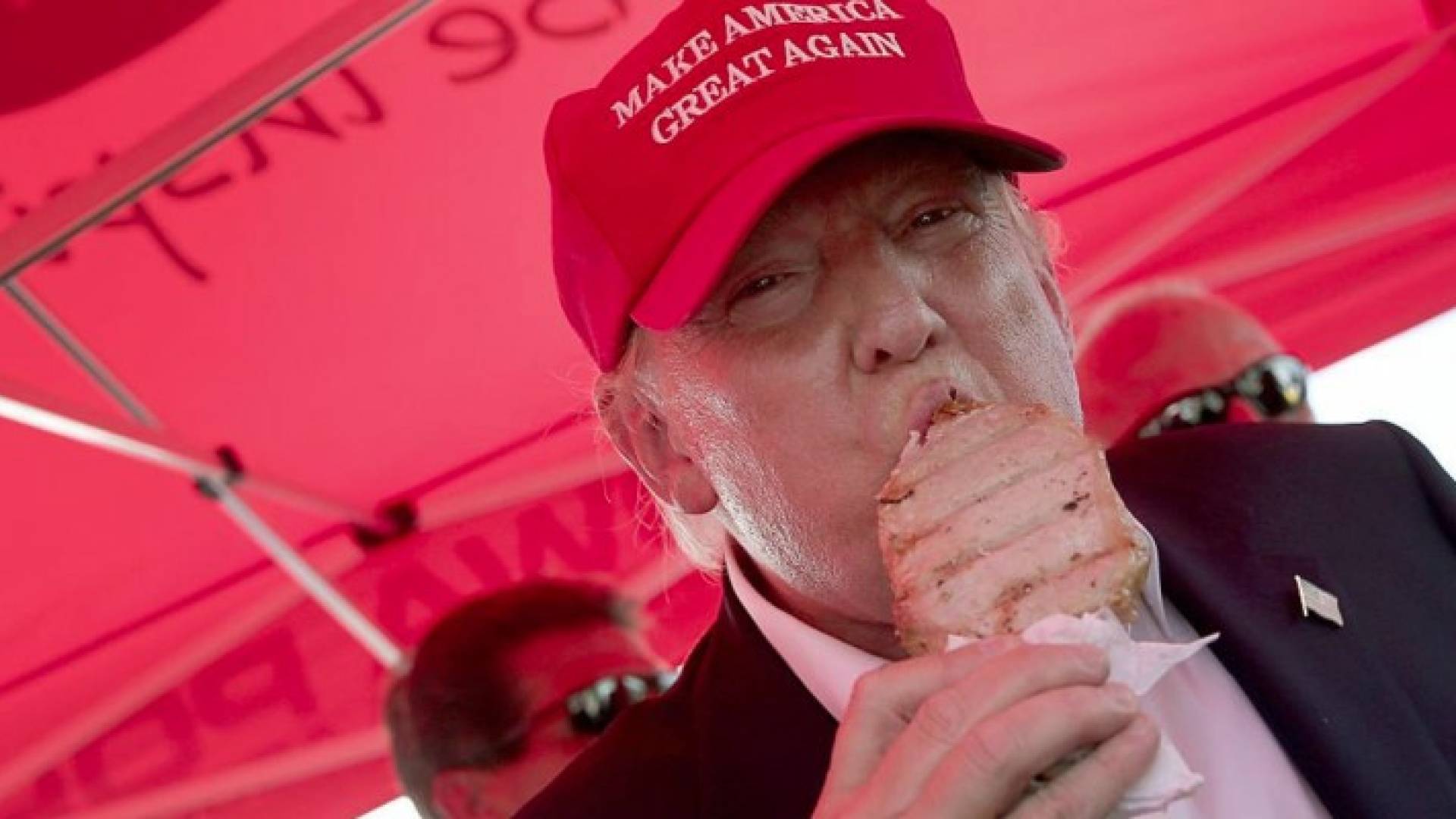 ترامب: علينا النظر في عمل "ملفات عرقية" للأشخاص