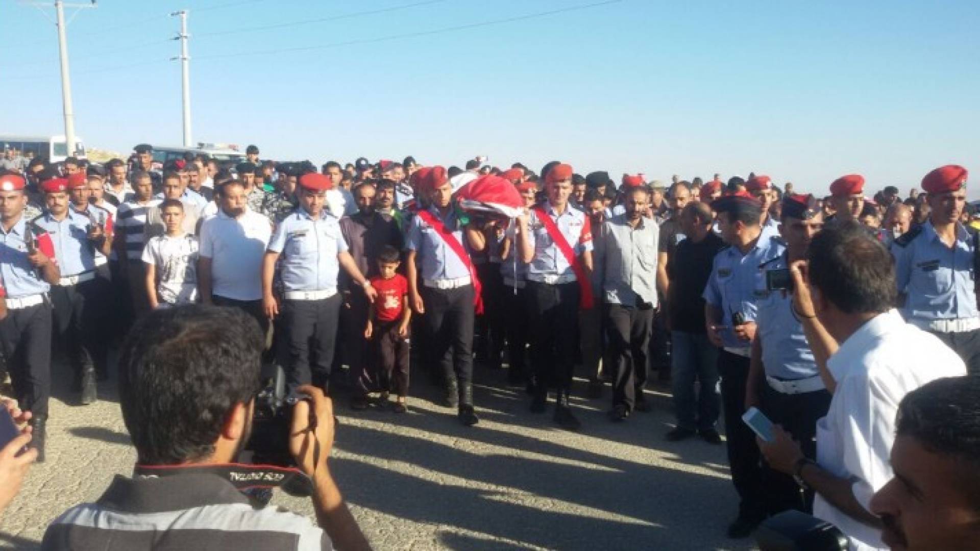 الجيش العربي يشيع شهداء الوطن الأبرار