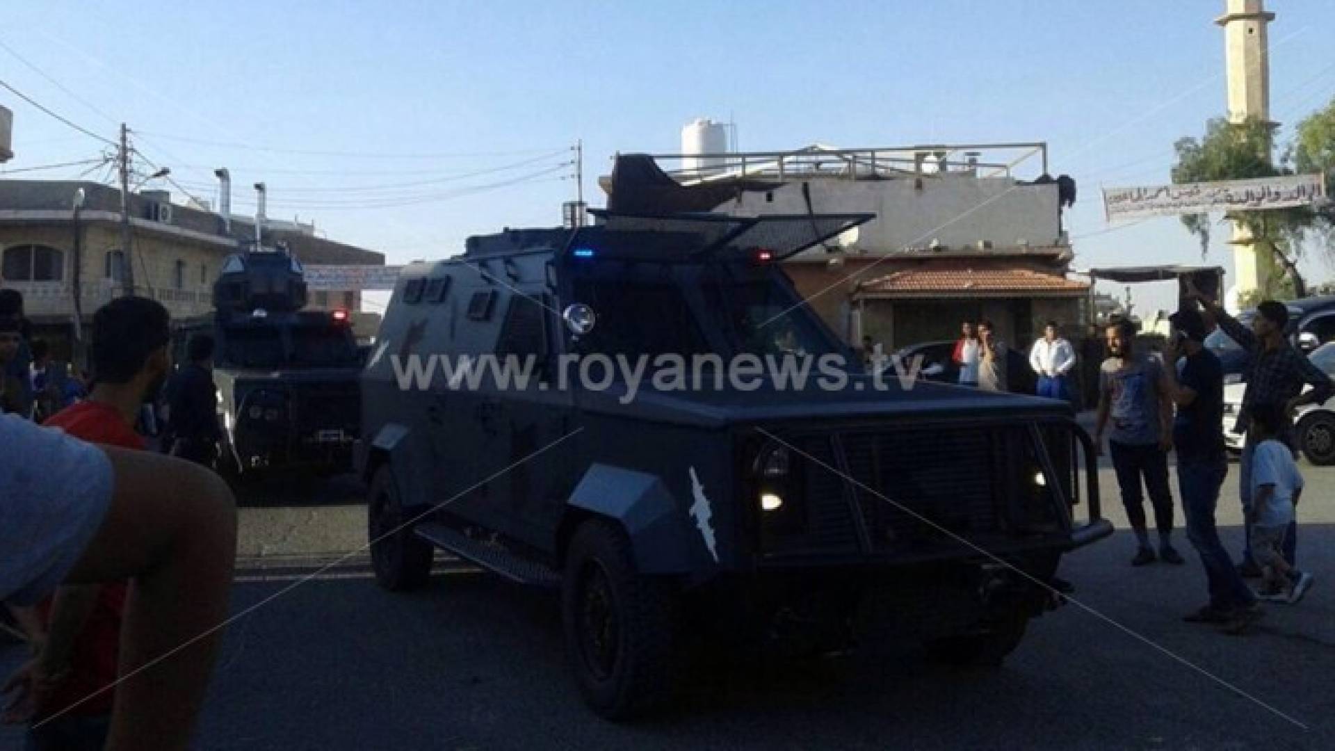 الصور من الزميل جورج برهم