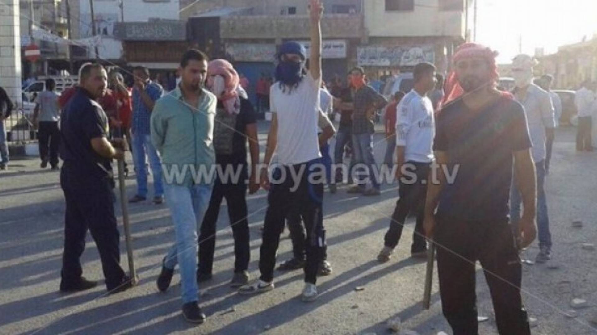 جانب من مواجهات المعتصمين مع قوات الدرك 