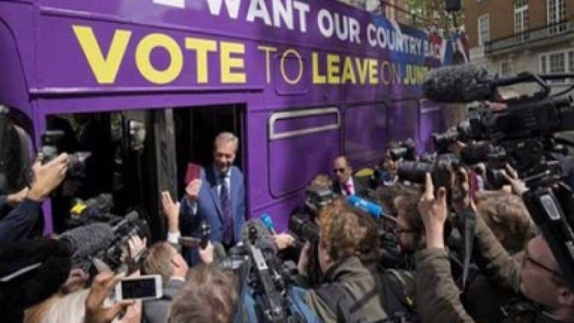 8 أسباب دفعت البريطانيين للانفصال عن الاتحاد الأوروبي