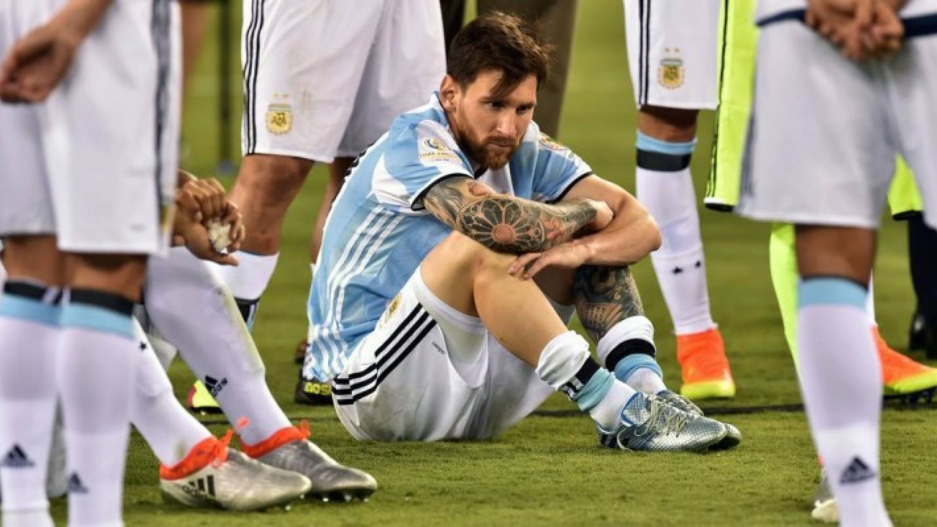 اعتزال دولي "صادم" لميسي