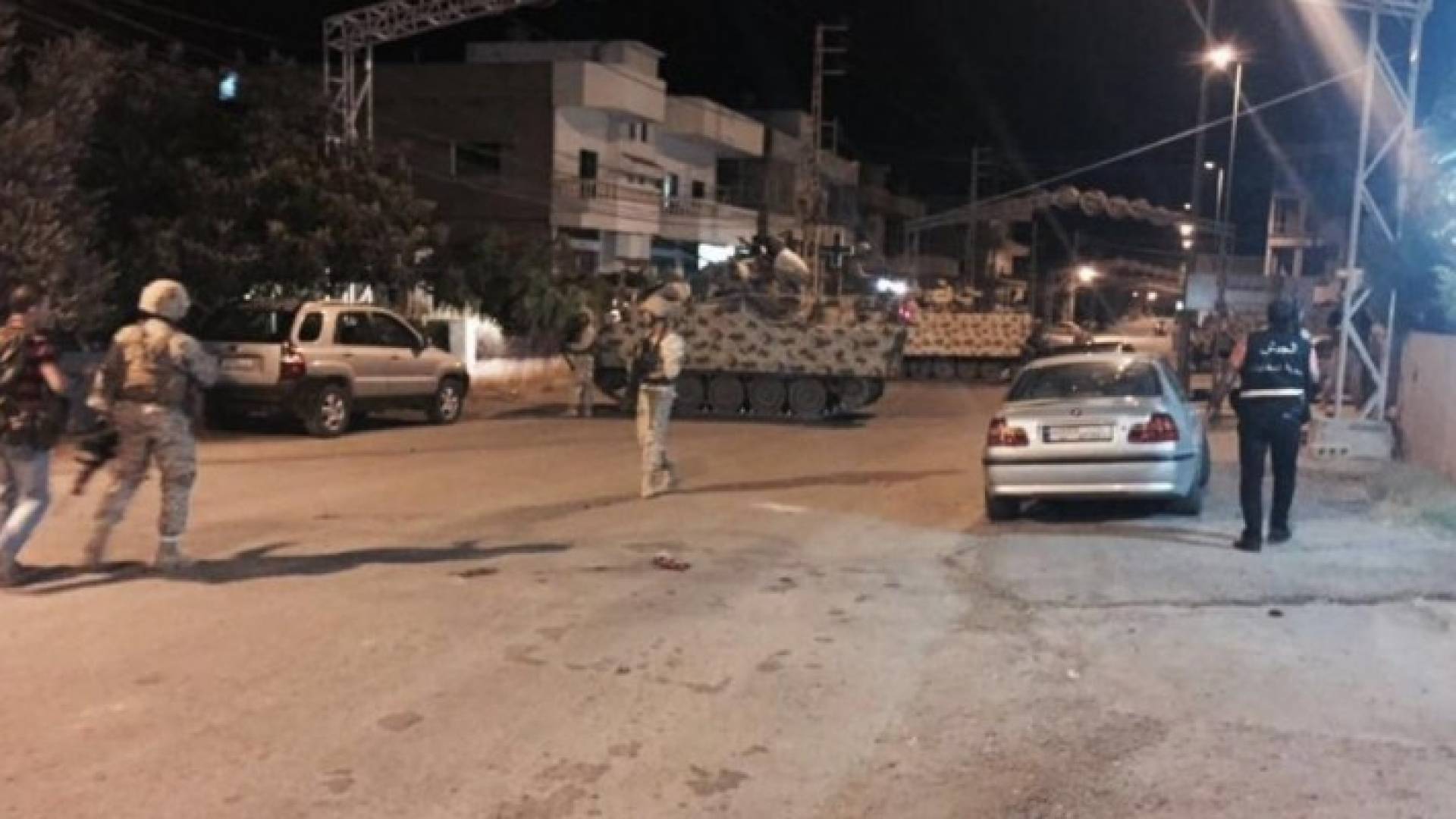  شهدت بلدة القاع تفجيرات في الصباح والمساء