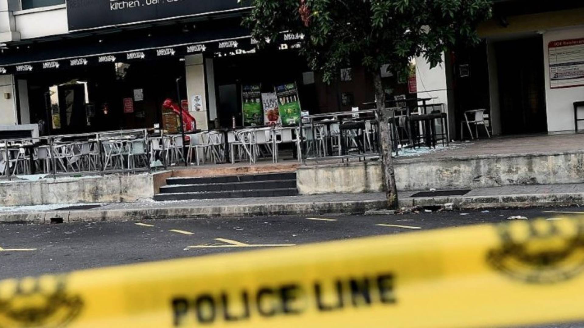 ماليزيا.. إصابات في هجوم على حانة