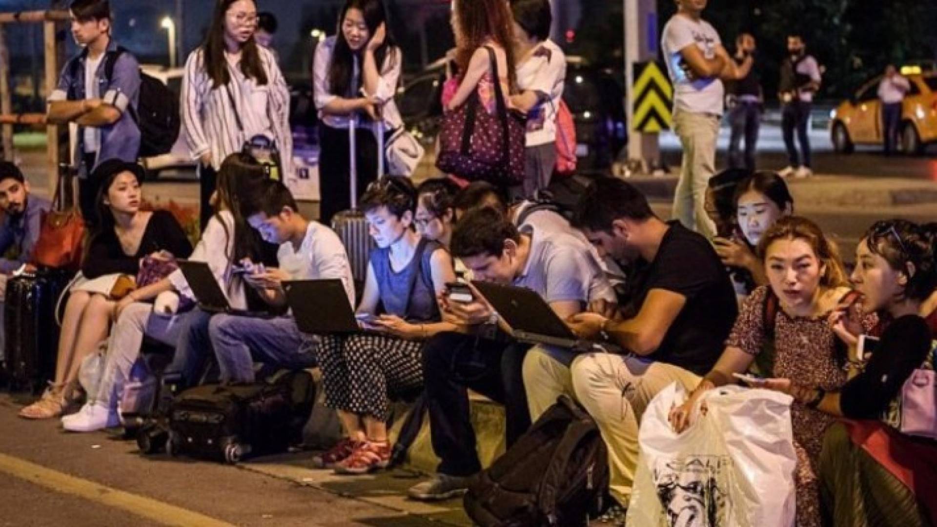 زوج وطفل الفلسطينية المتوفاه التي تحمل جواز أردني مؤقت نسرين حماد بصحة جيدة