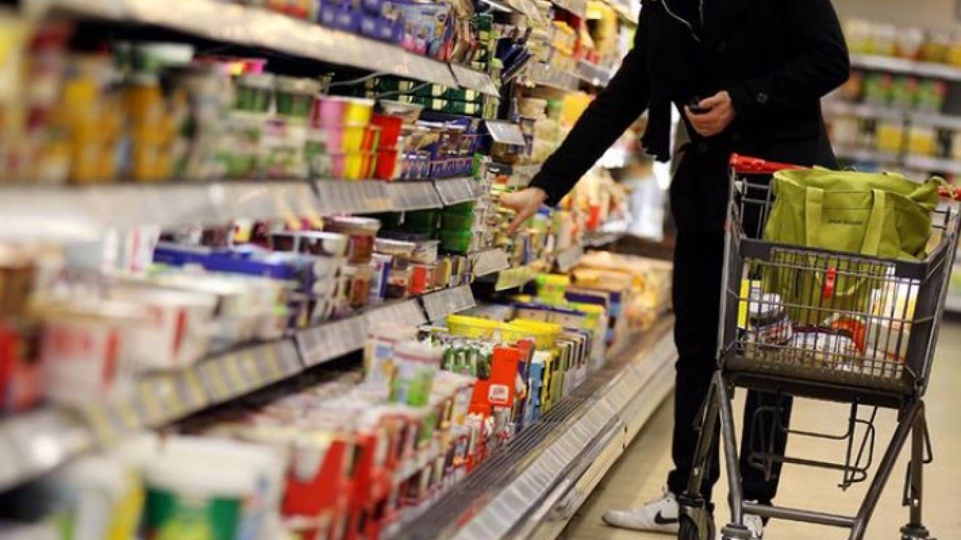 قائمة بأسعار 30 سلعة تموينية ليوم الخميس