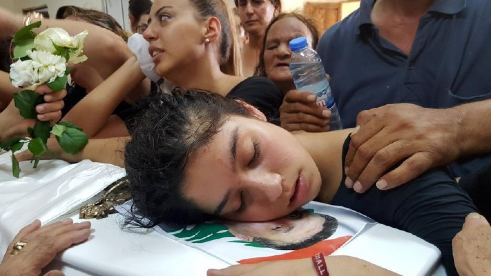  تشييع قتلى القاع.