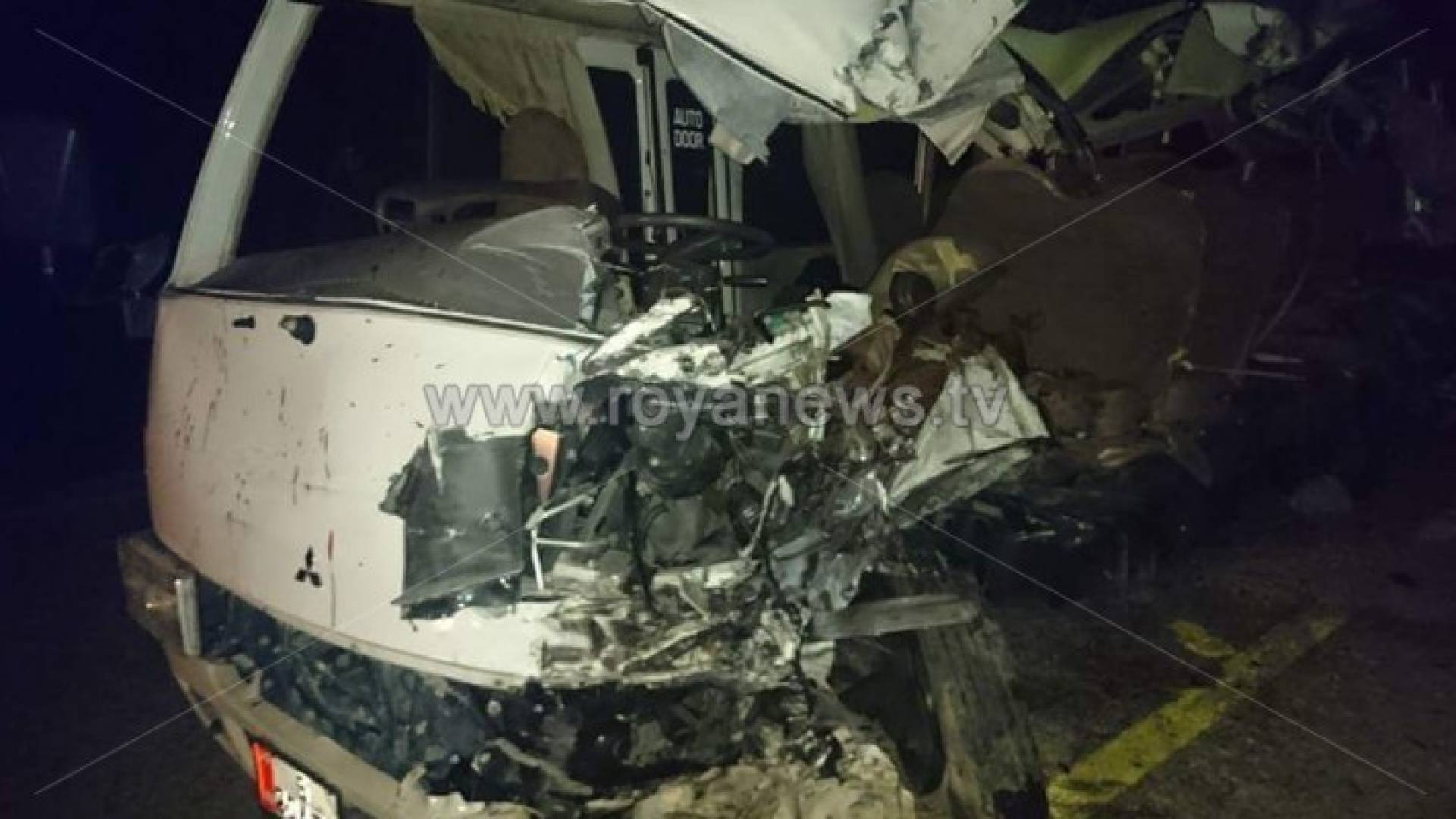 بالصور: شاهد حادث منطقة الرحمة الذي اودى بحياة 3 اشخاص واصابة 7