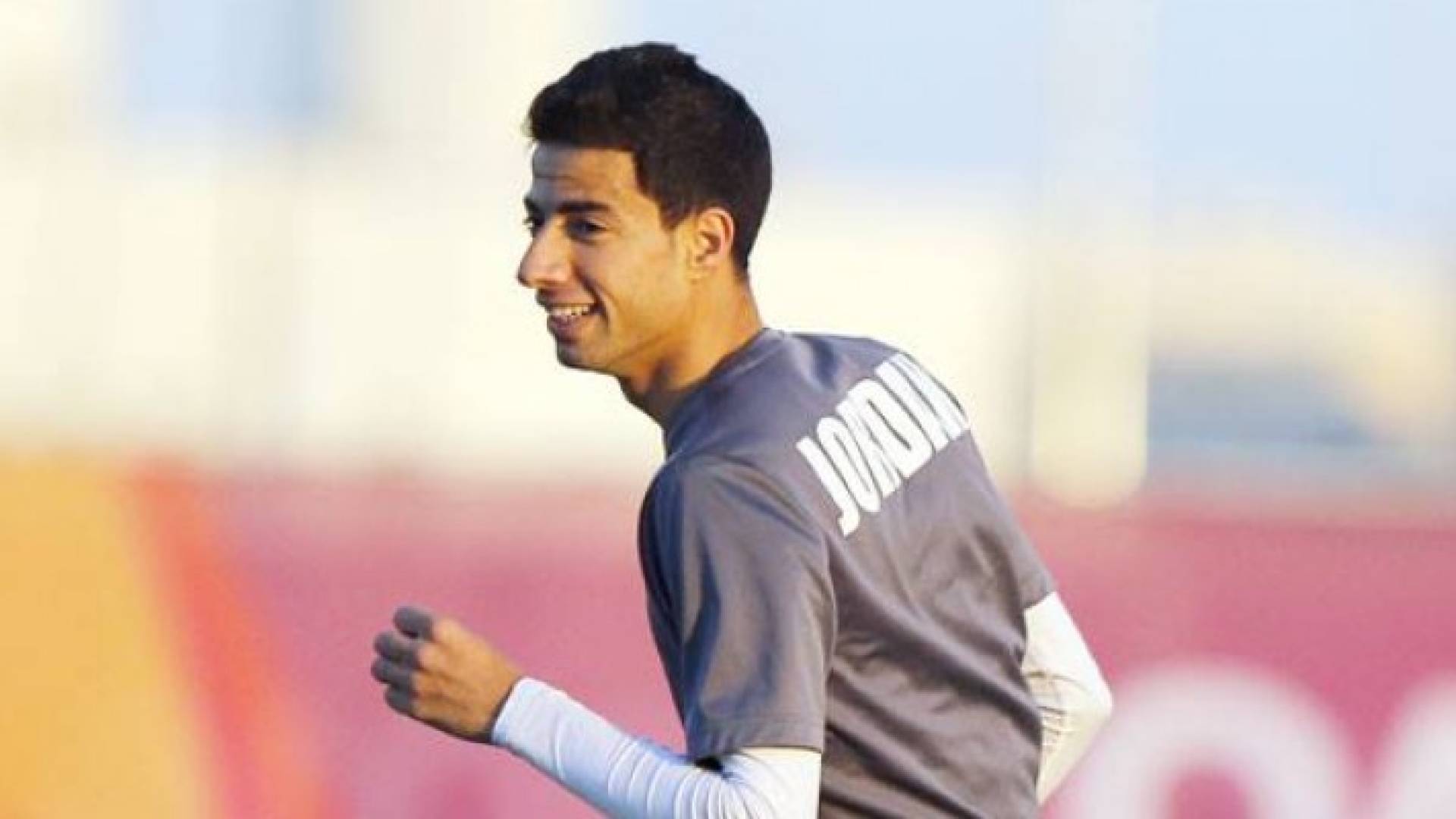 الليبيري ماركوس يلتحق بالأهلي وتجديد عقد ثلجي