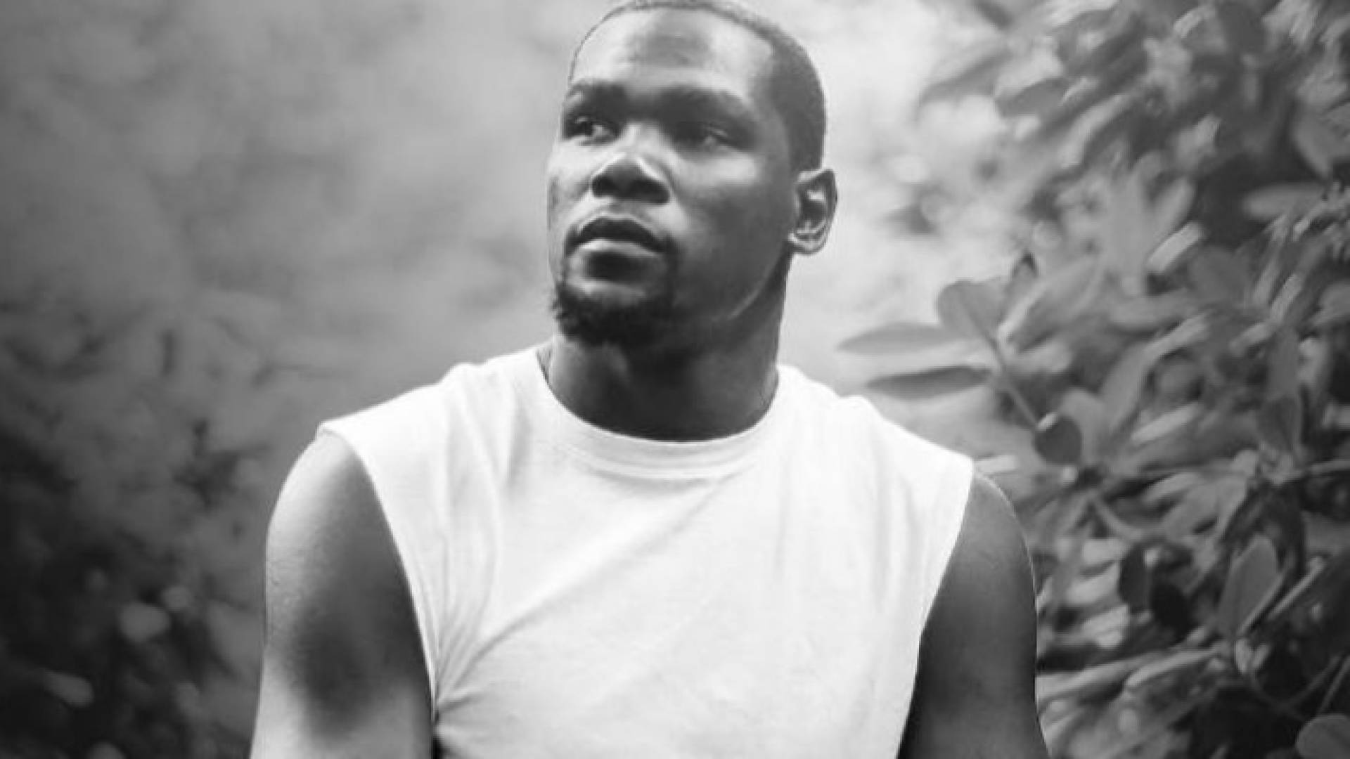 كيفن دورانت يعلن التحاقه بغولدن ستايت وويرز