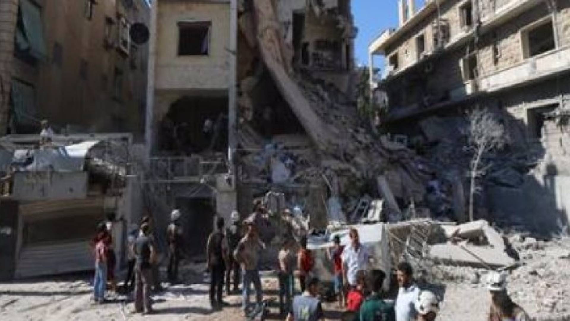 ستة قتلى و19 جريحا جراء تفجير انتحاري شمال سوري