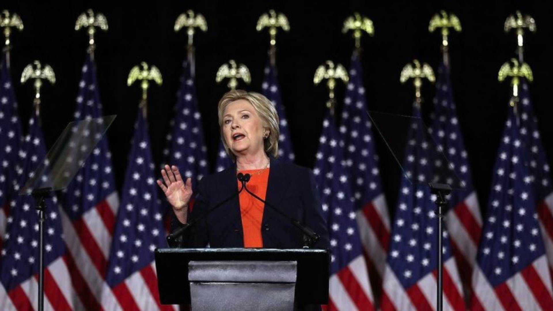 فوز كلينتون بالرئاسة يتوقف على 6 ولايات