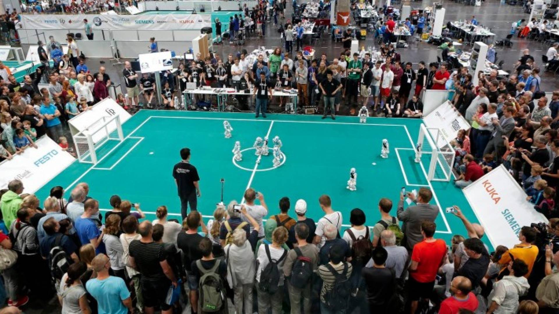 هكذا ستلعب كرة القدم عام 2050