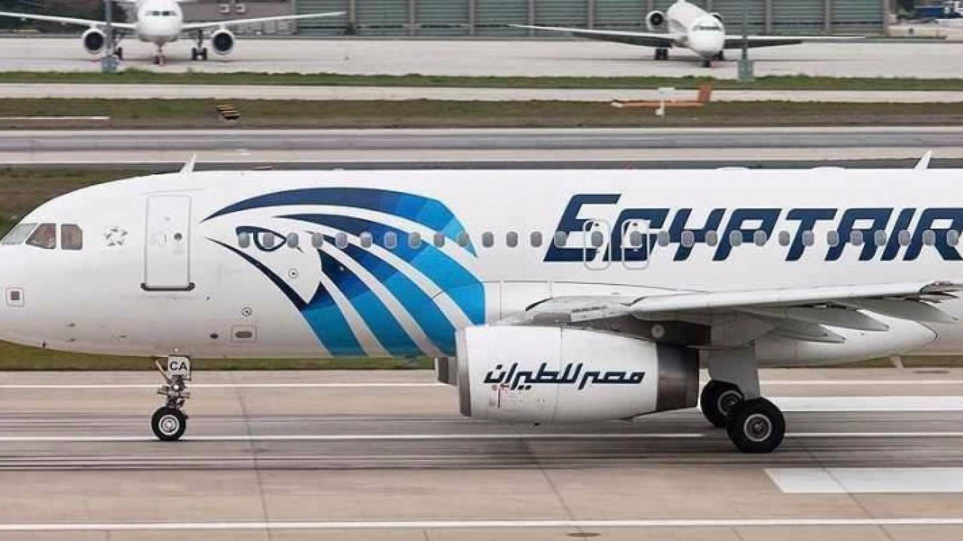 نتنياهو يوعز بتسليم مصر حطاما يعتقد أنه للطائرة المنكوبة