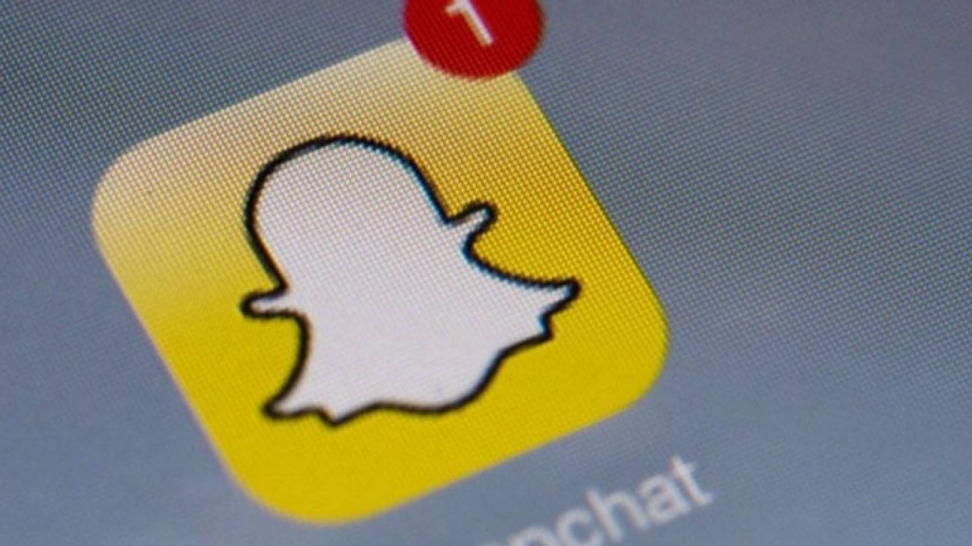 "سناب شات" يتيح لمستخدميه الاحتفاظ بذكرياتهم