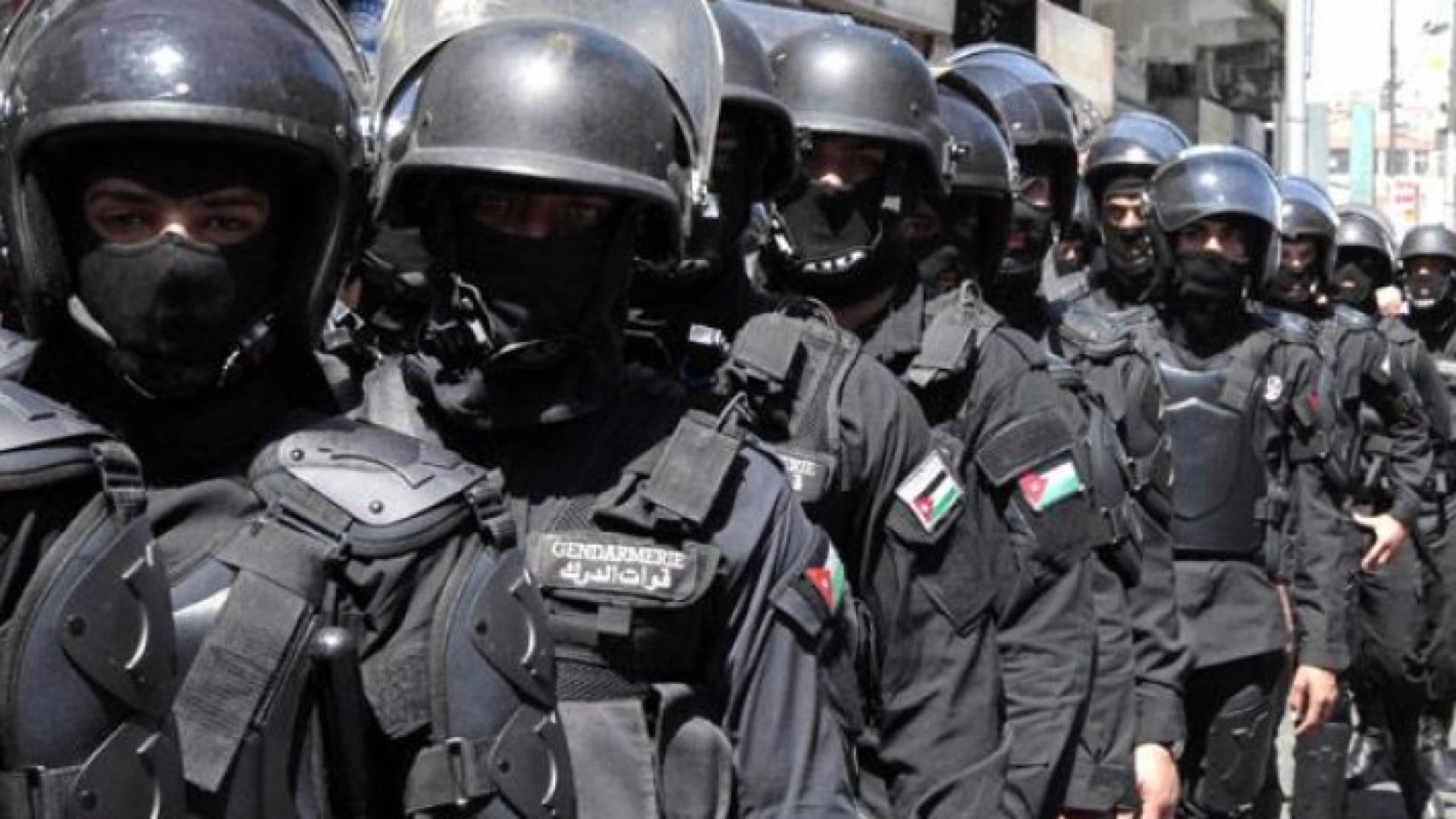 حوادث العيد : سبعيني يضرم النار في جسده وتوقيف 26 شخصا في اربد وعمان