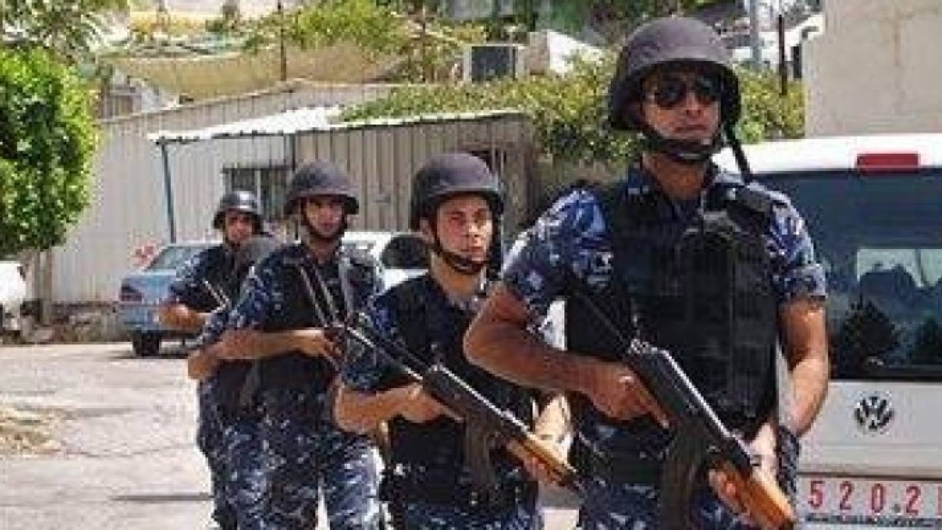 عناصر من الشرطة الفلسطينية 