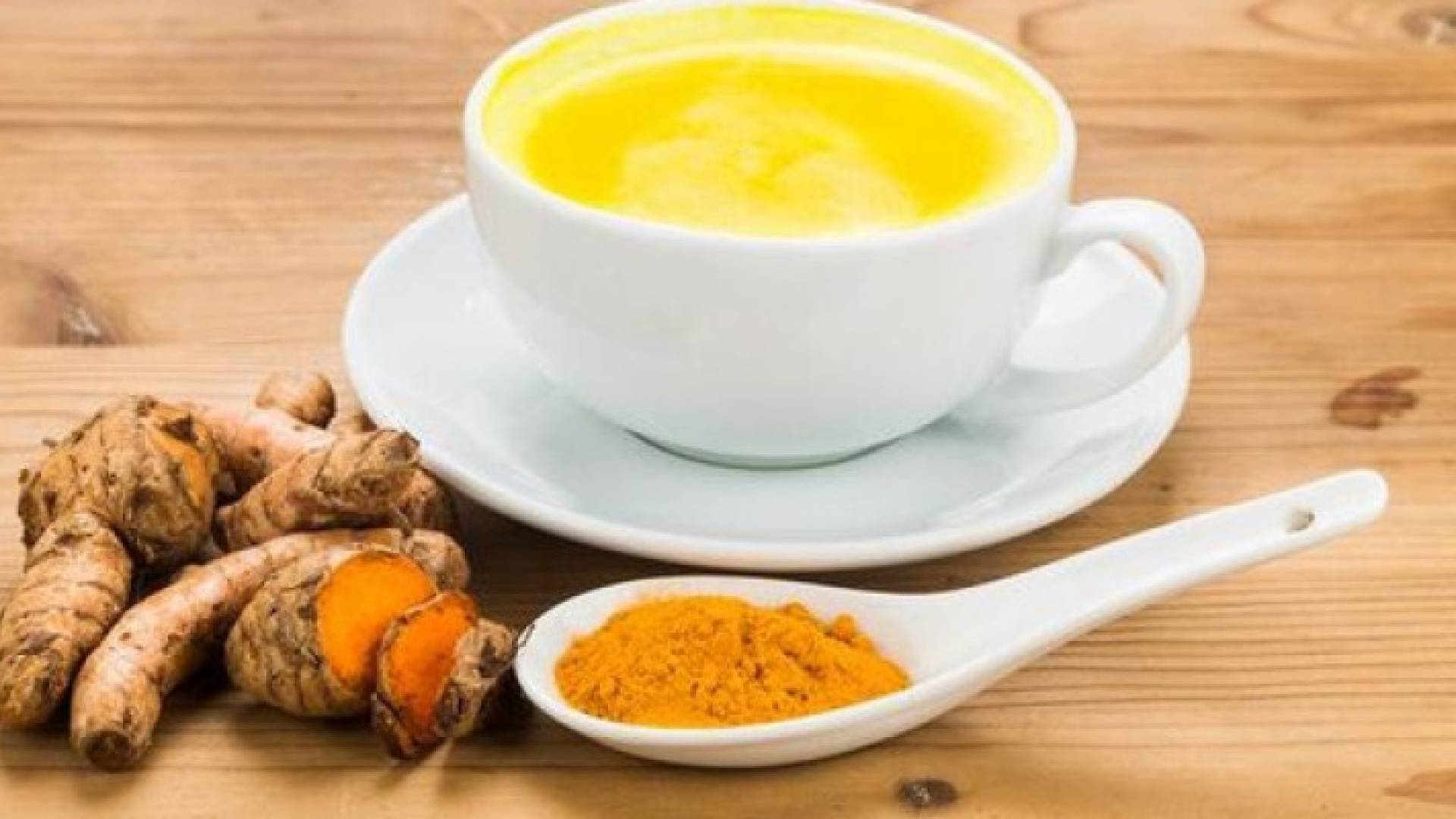 10 أشياء تحدث لك إذا تناولت "شاي الكركم" يوميا
