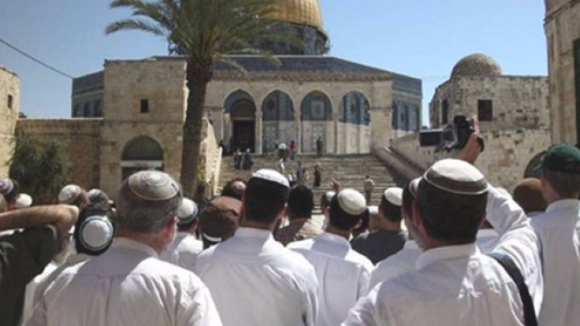 دعوات لاقتحام الاقصى الثلاثاء القادم