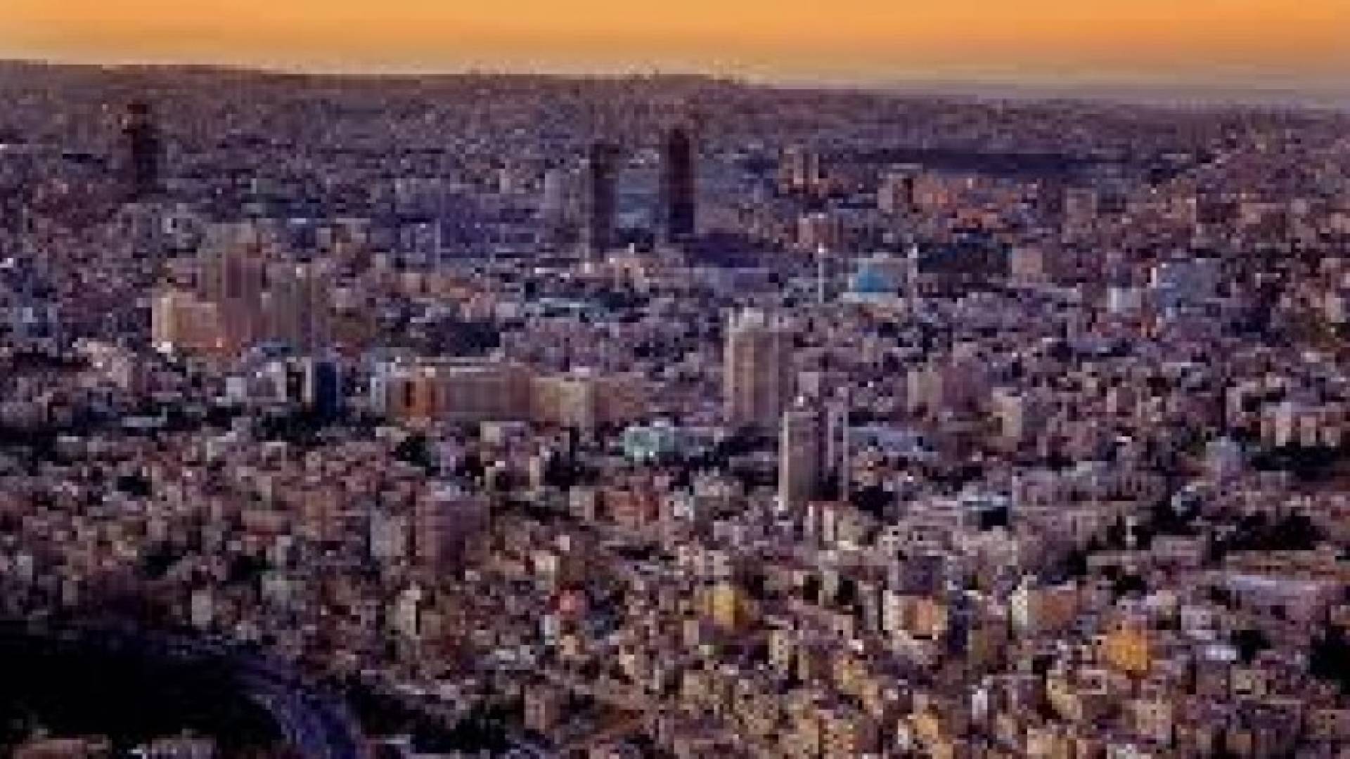 طقس الأحد: أجواء صيفية اعتيادية نهارا ولطيفة ليلا